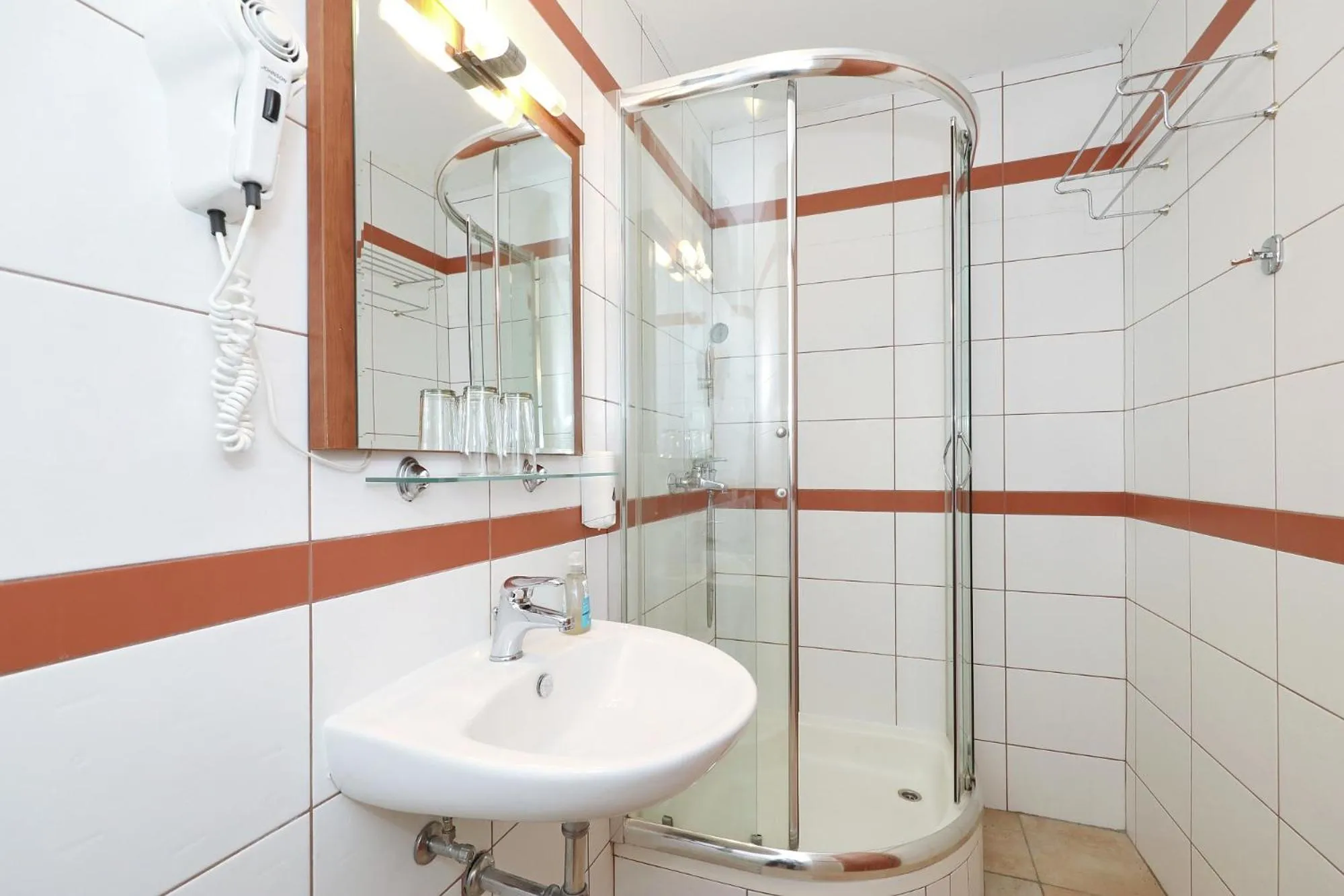 Shower in Mediterranean Village San Antonio