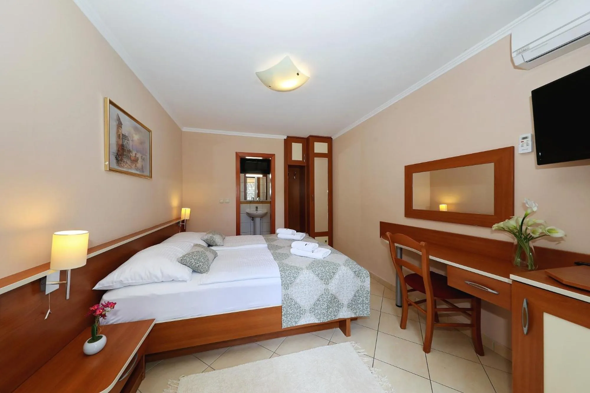 Bed in Mediterranean Village San Antonio