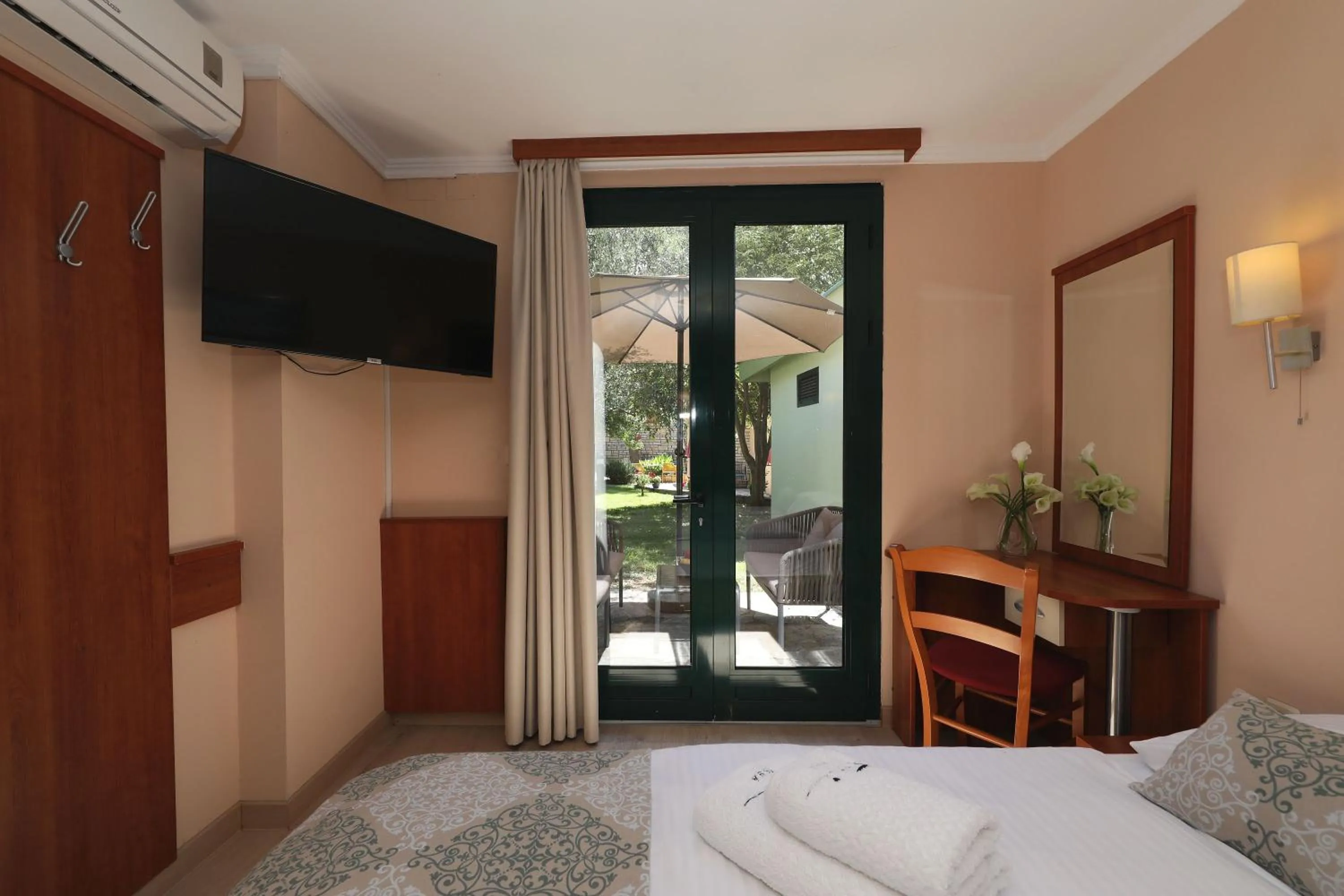 Bed in Mediterranean Village San Antonio