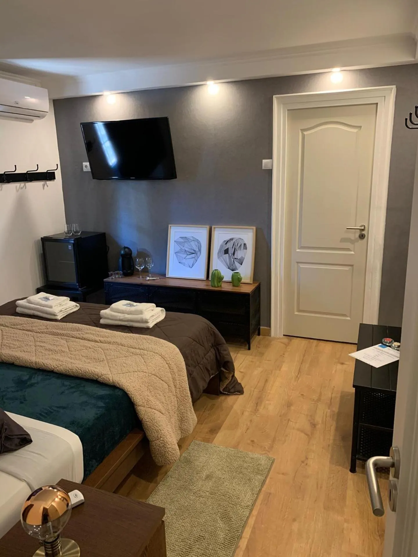 Bed in Village Cascais Guest House