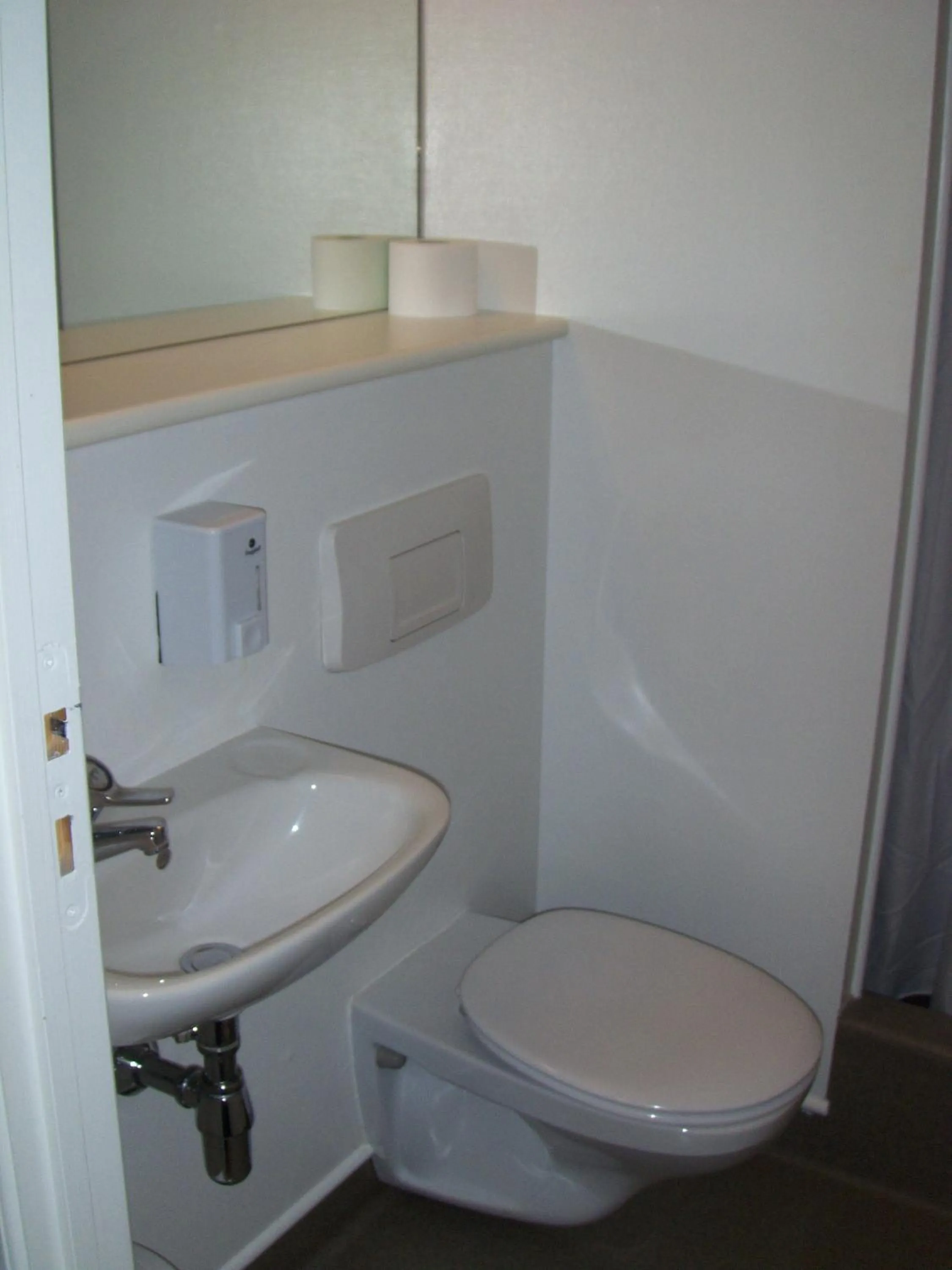 Bathroom in Skarrildhus Sinatur Hotel & Konference