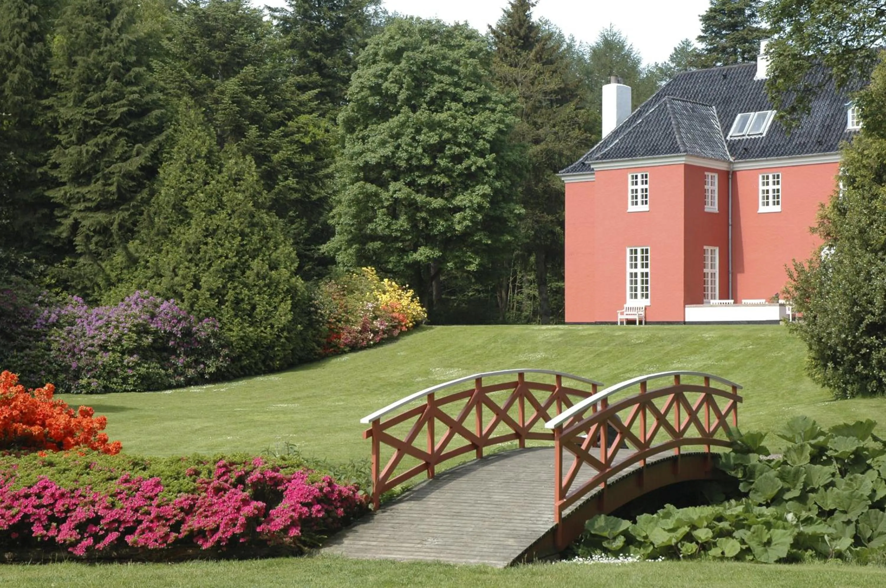 Property building in Skarrildhus Sinatur Hotel & Konference