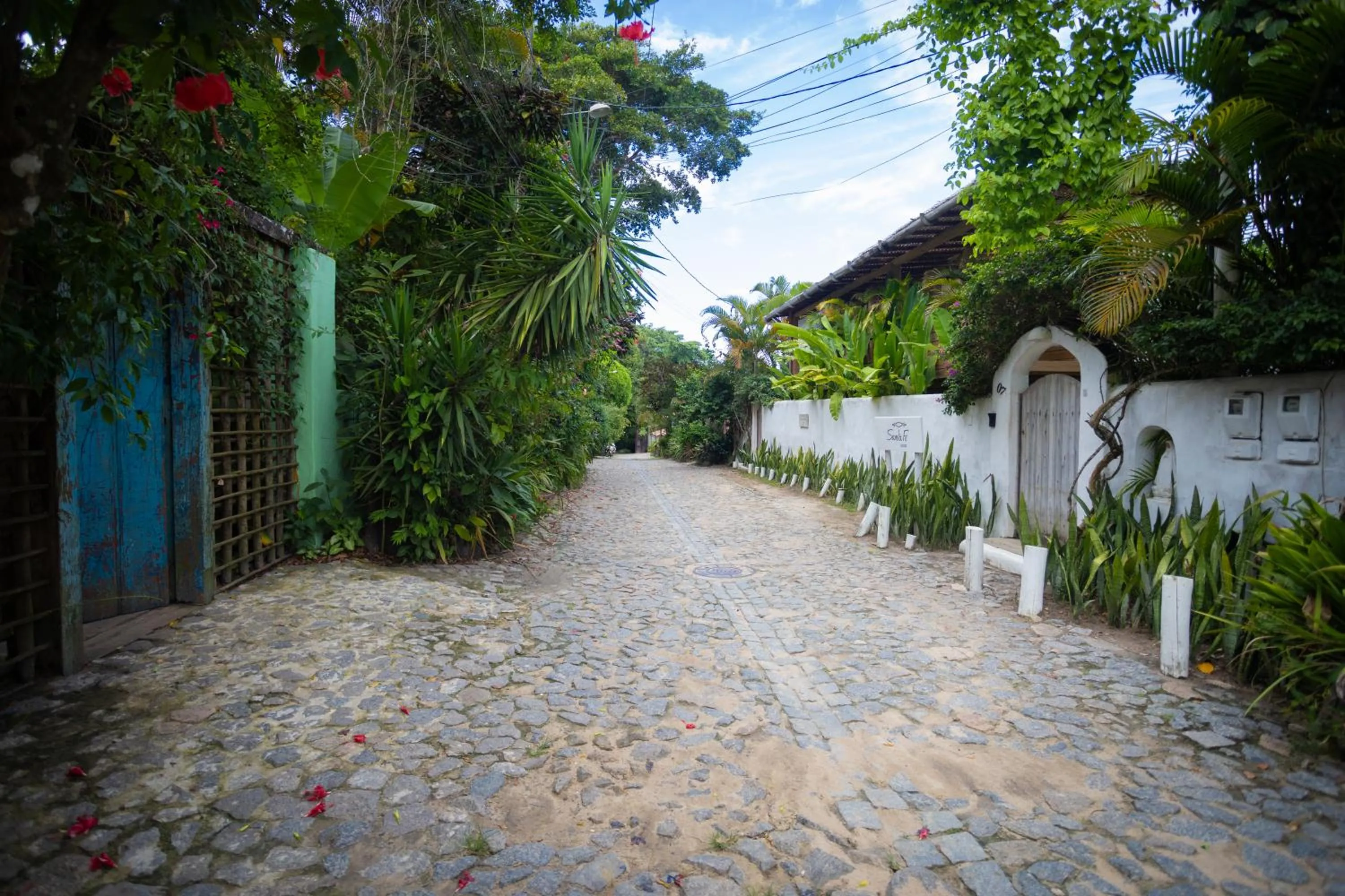 Quiet street view in Santa Fe Casas- Quadrado Trancoso
