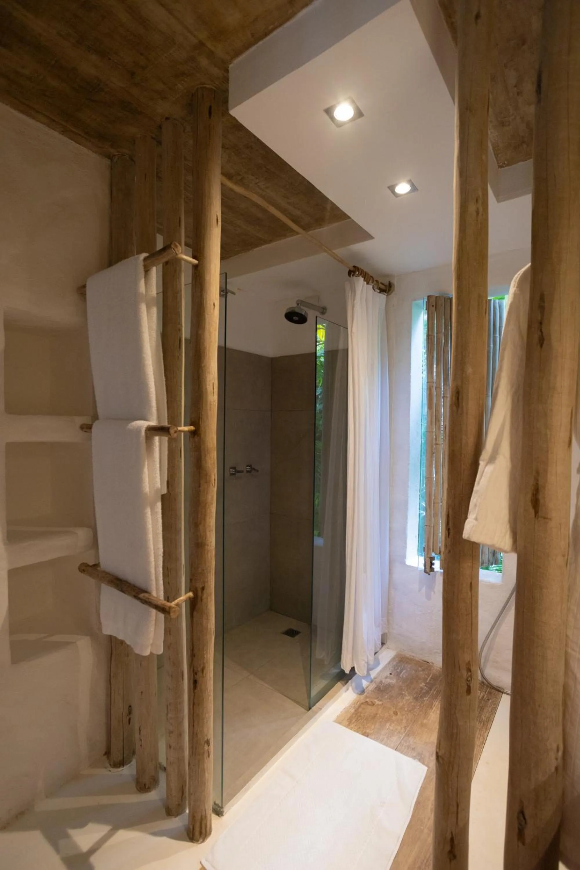 Shower in Santa Fe Casas- Quadrado Trancoso