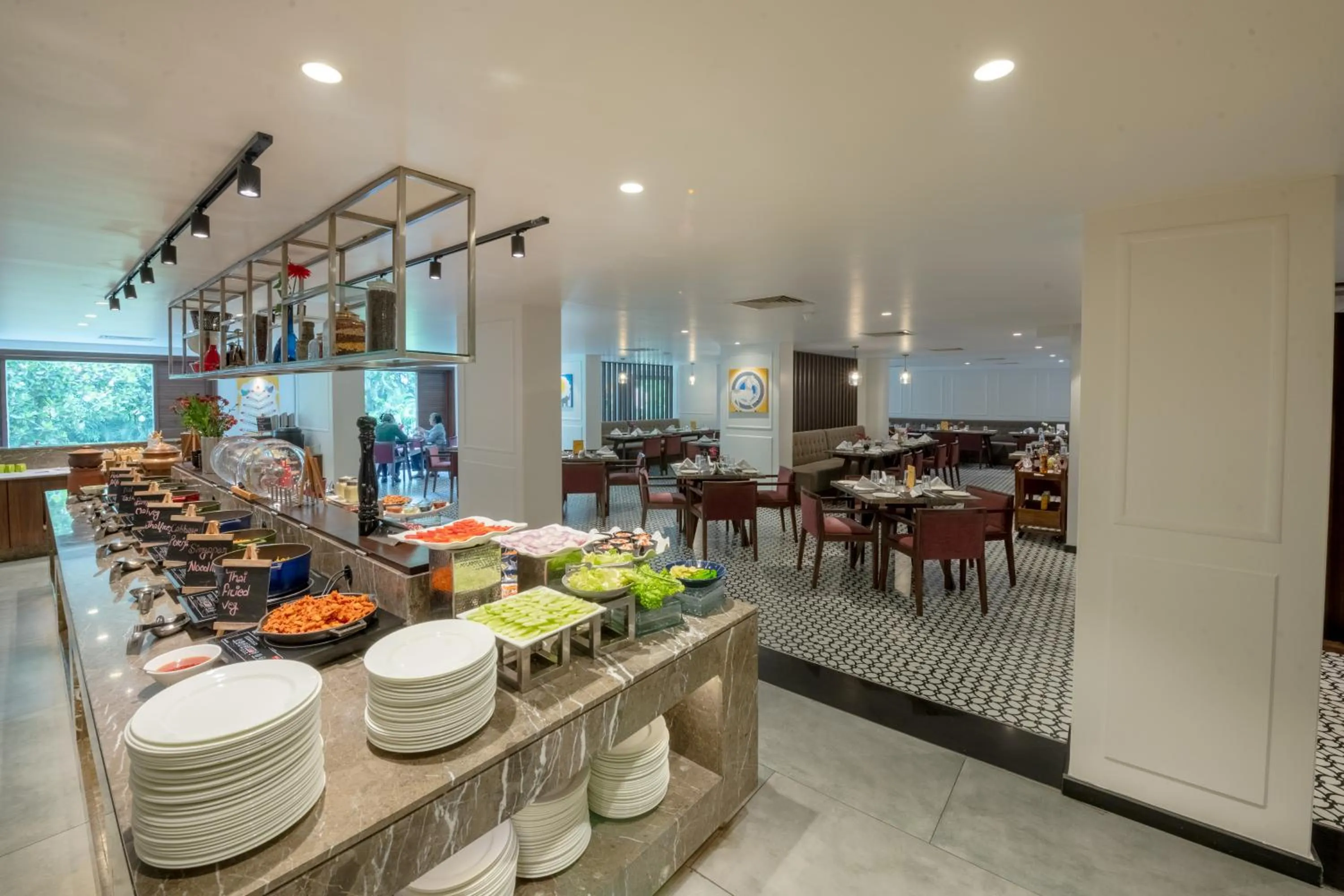 Restaurant/places to eat in Southern Star,Mysore