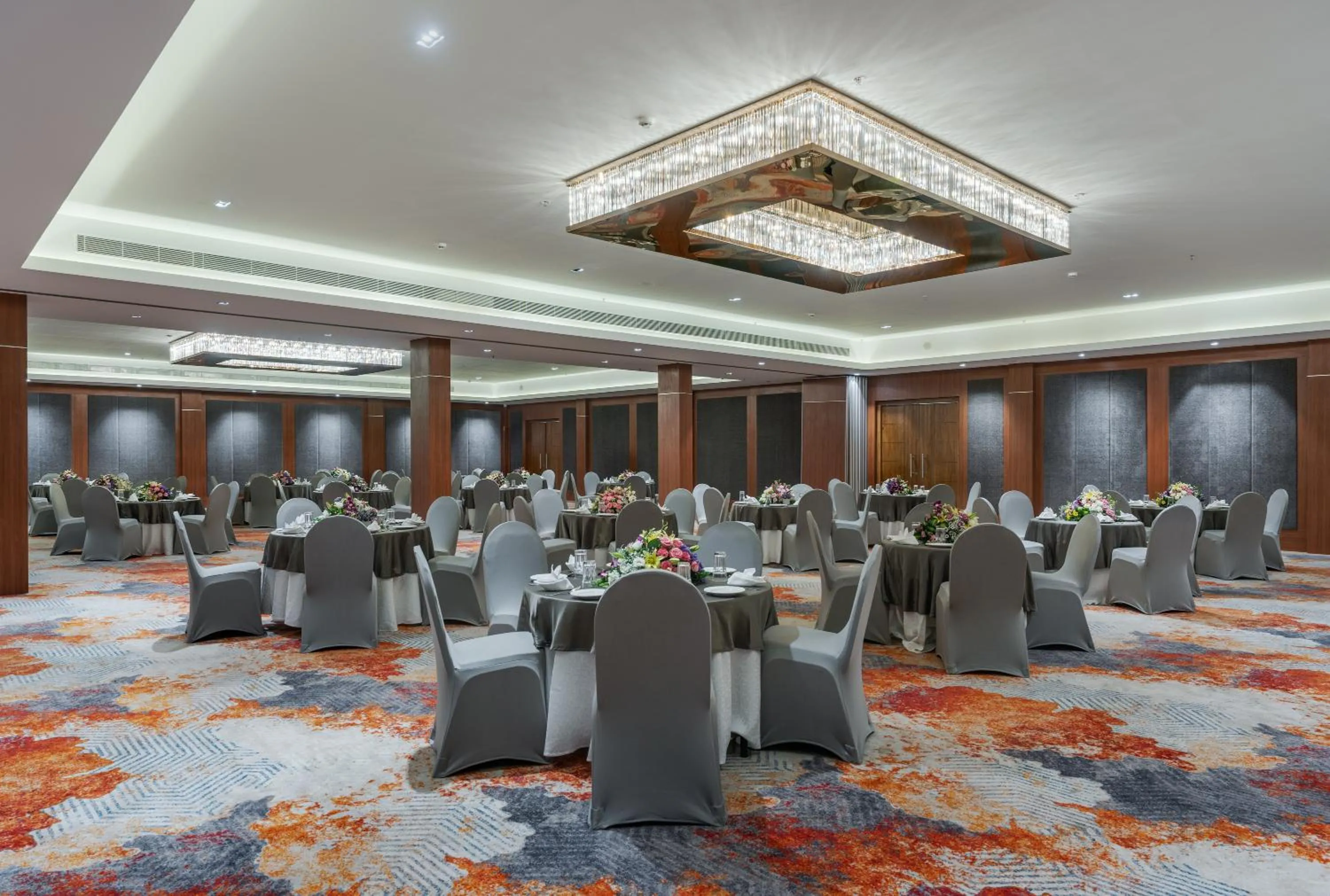 Banquet/Function facilities in Southern Star,Mysore