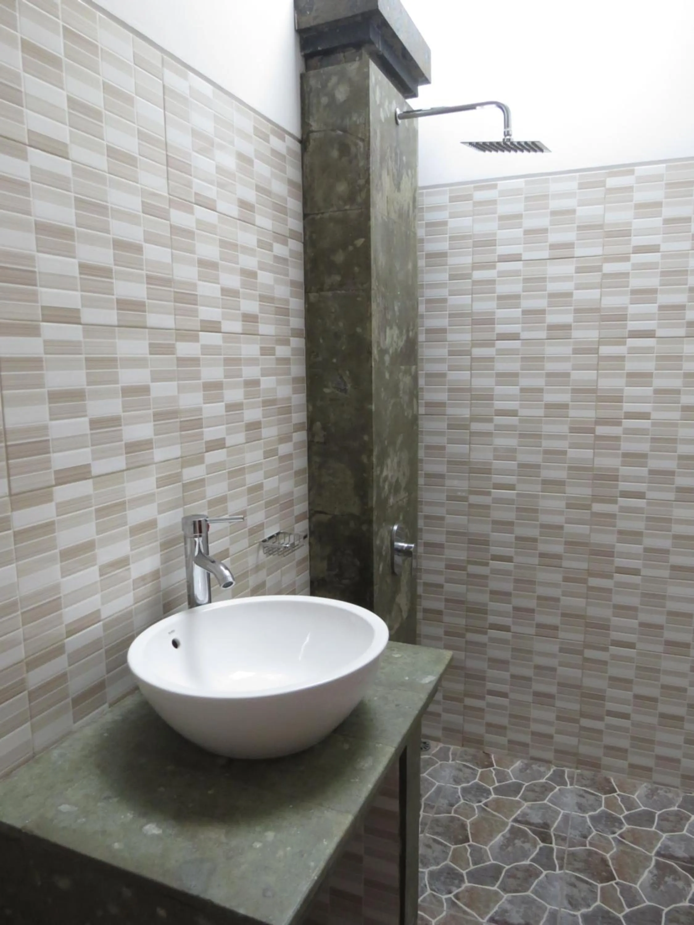 Bathroom in Blue Royal Amed