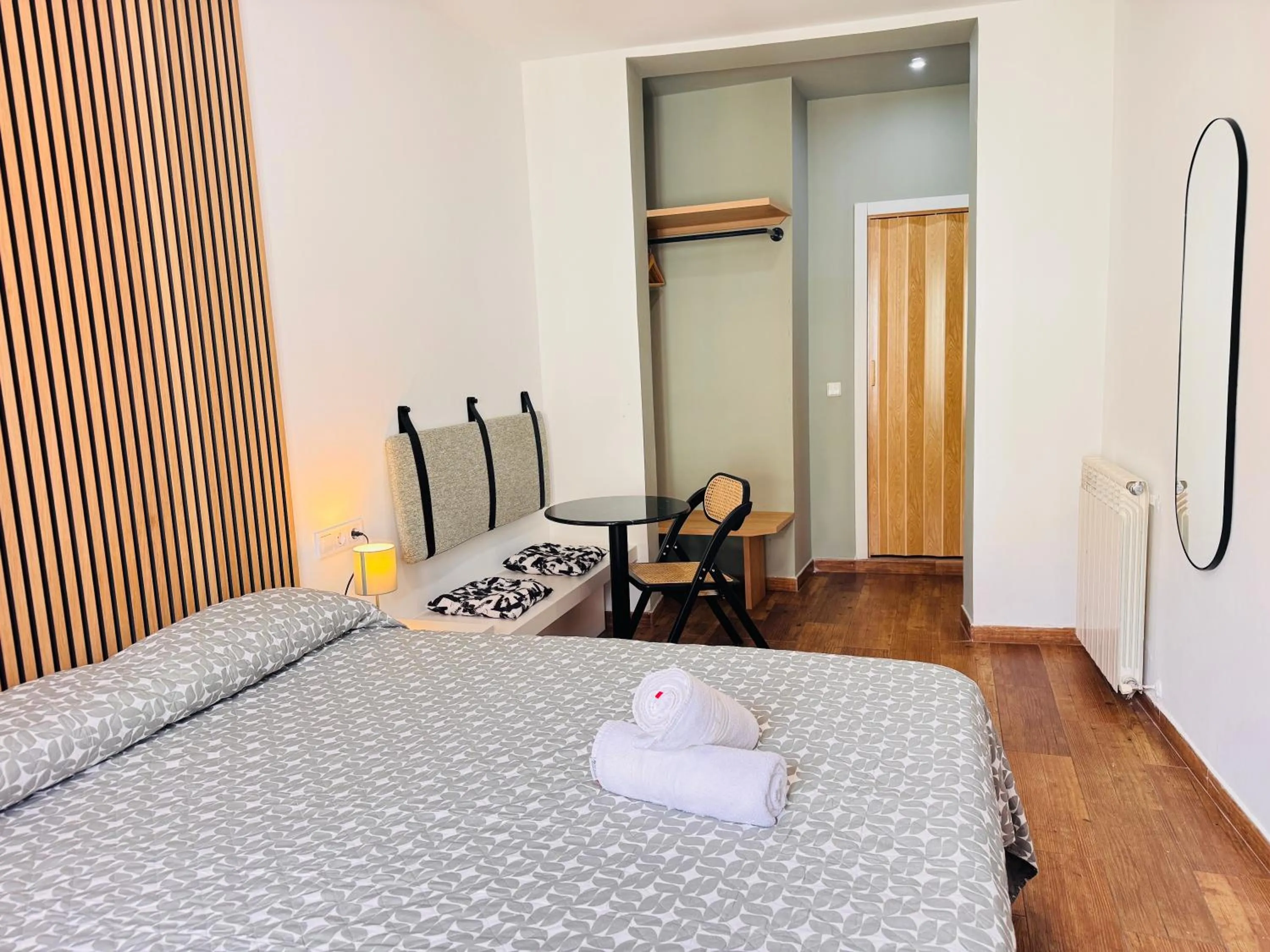 Photo of the whole room, Bed in CH Rayuela