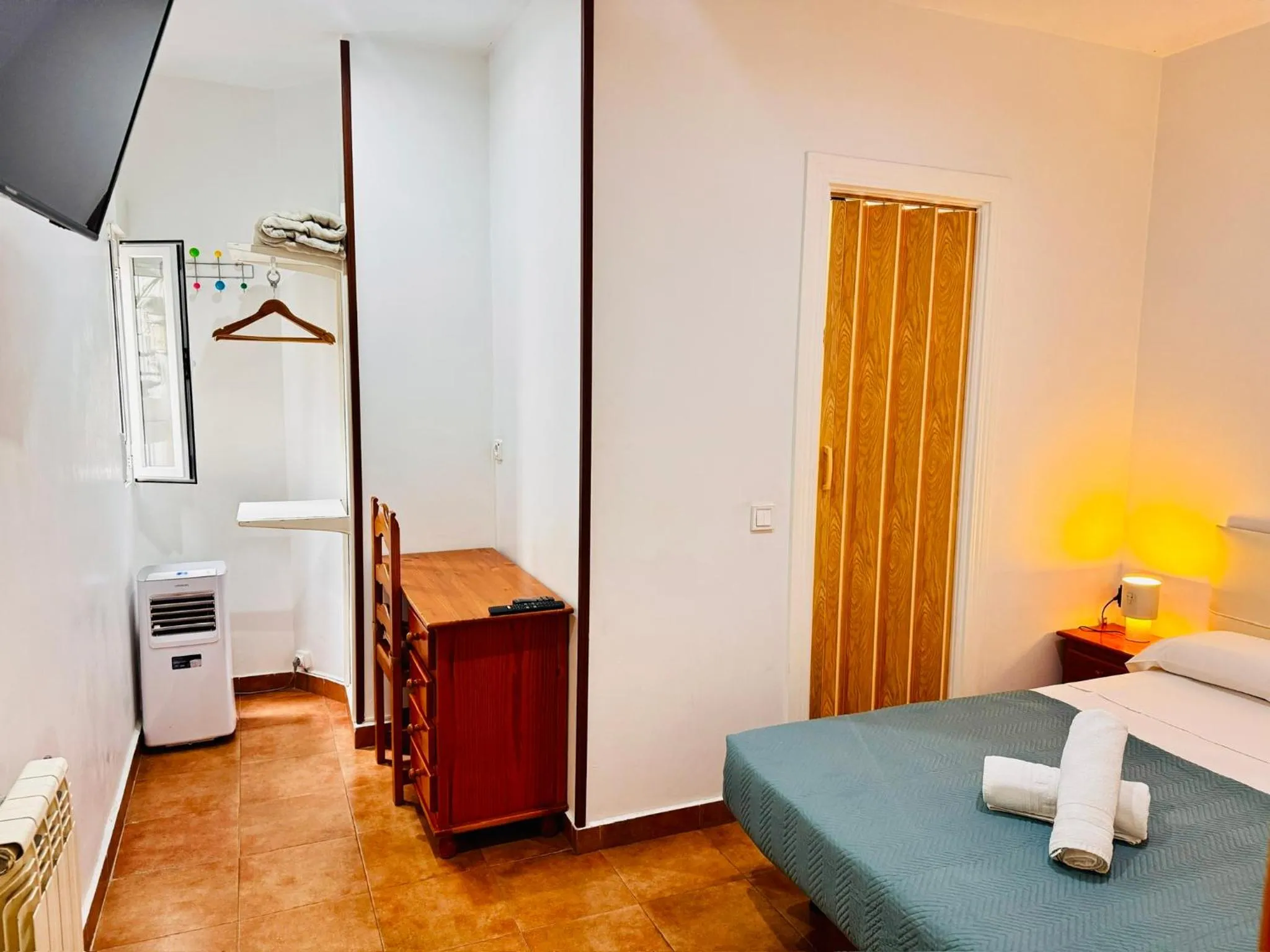 Photo of the whole room, Bed in CH Rayuela