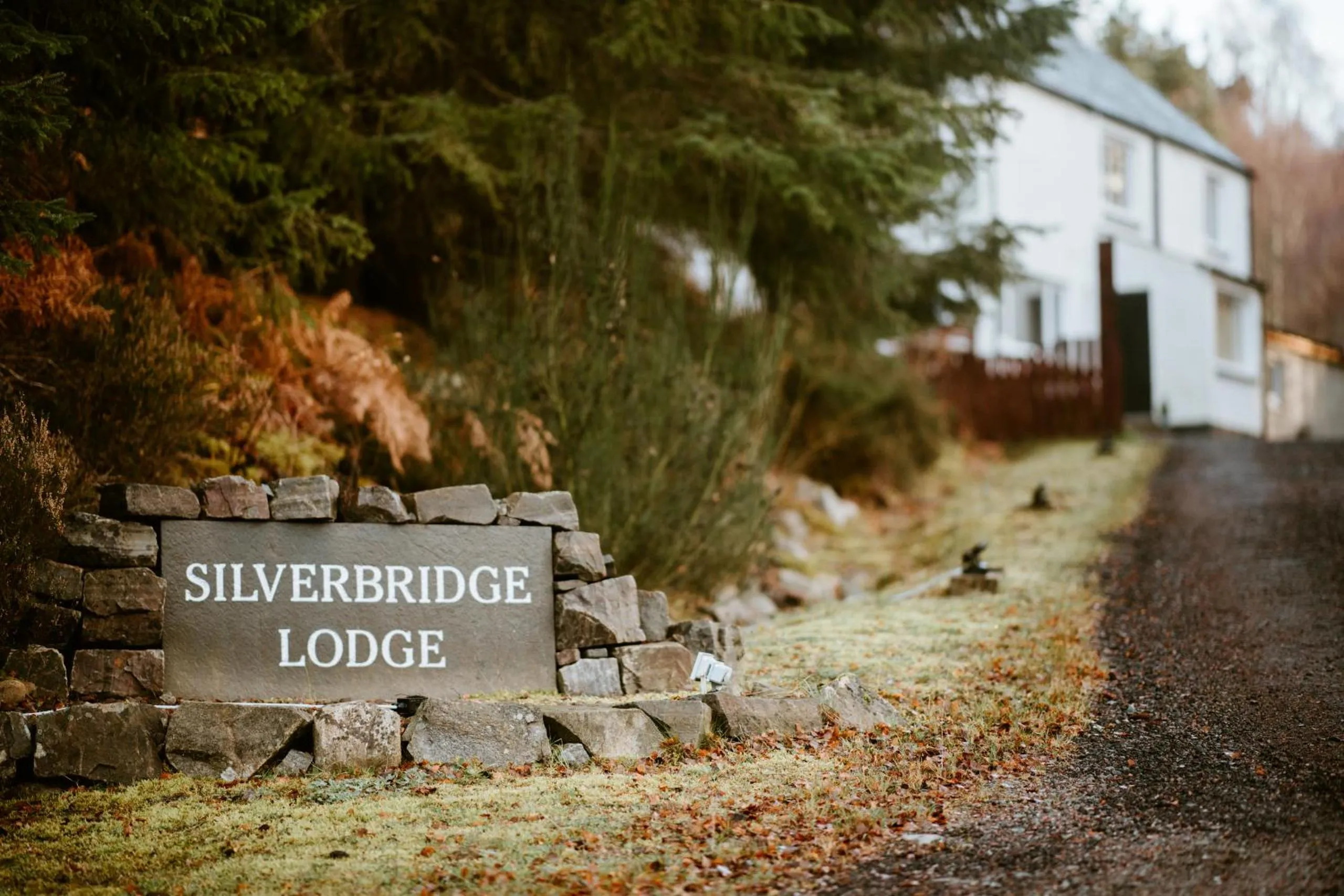 Facade/entrance in Silverbridge Lodge