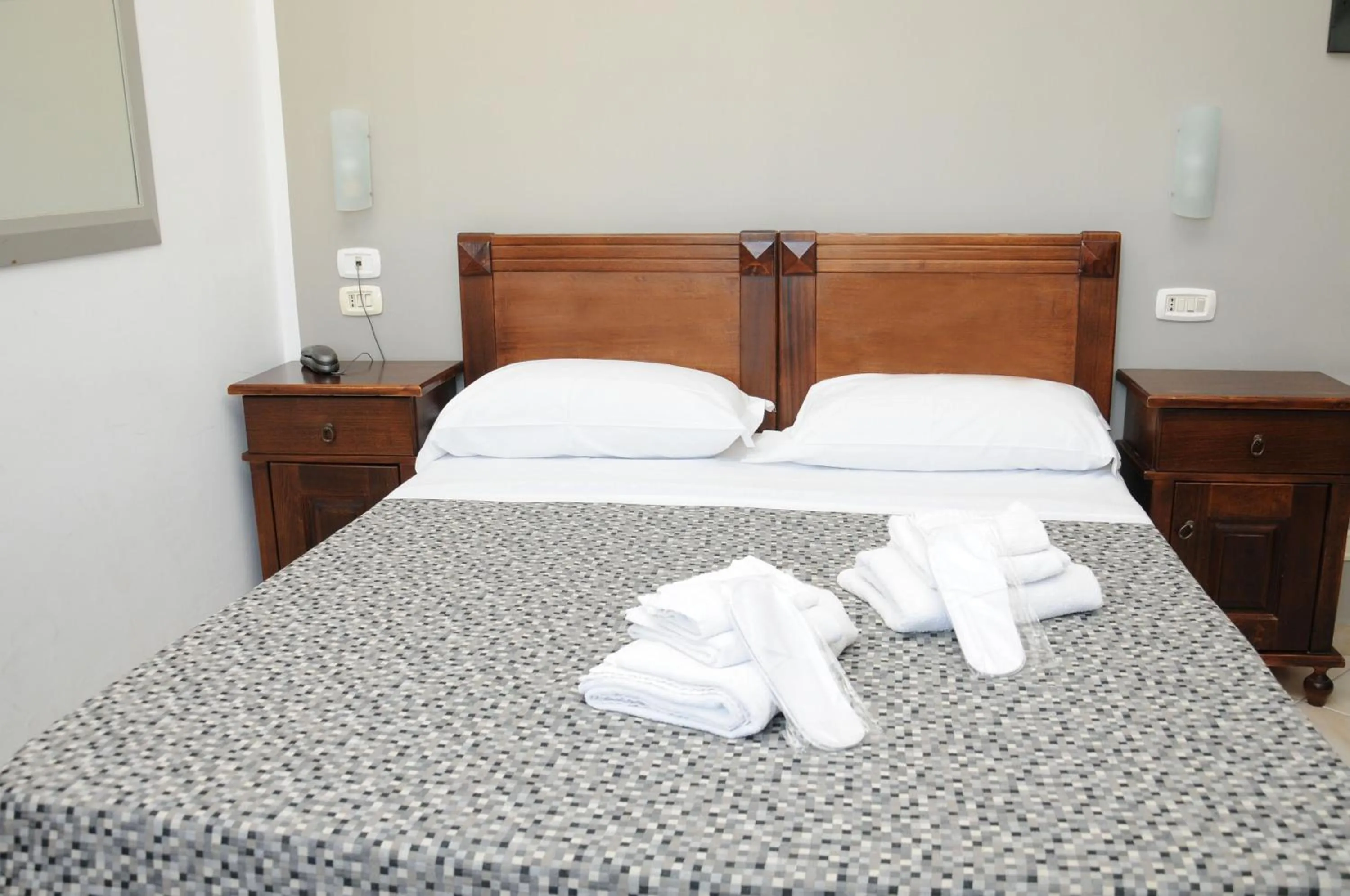 Bed in Hotel Sannita