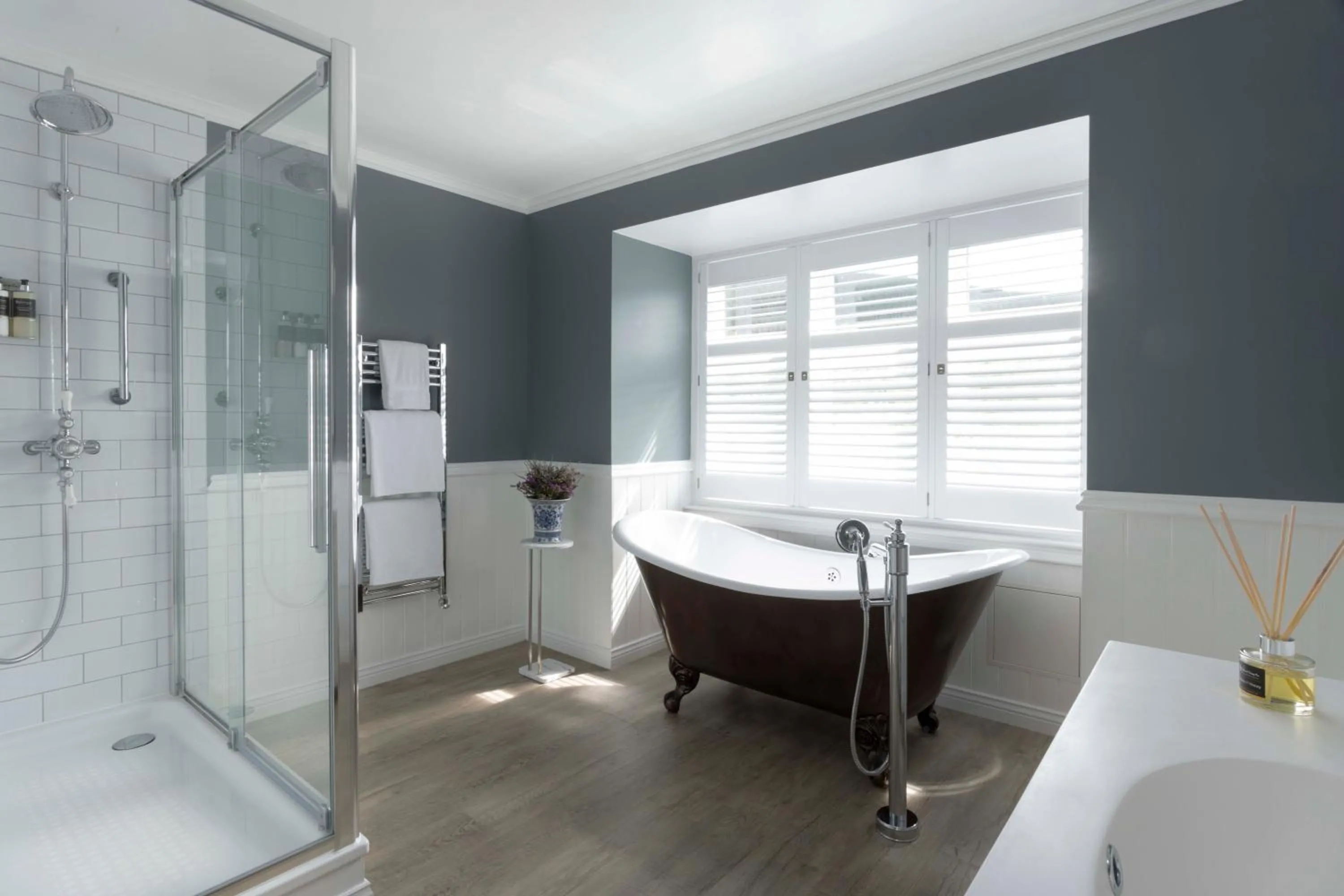 Bedroom in Balmoral Arms