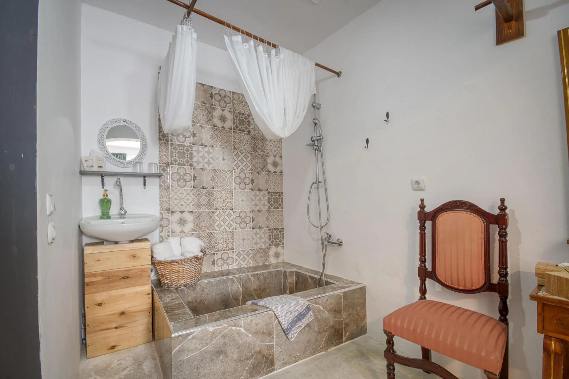 Mascot Boutique Hotel