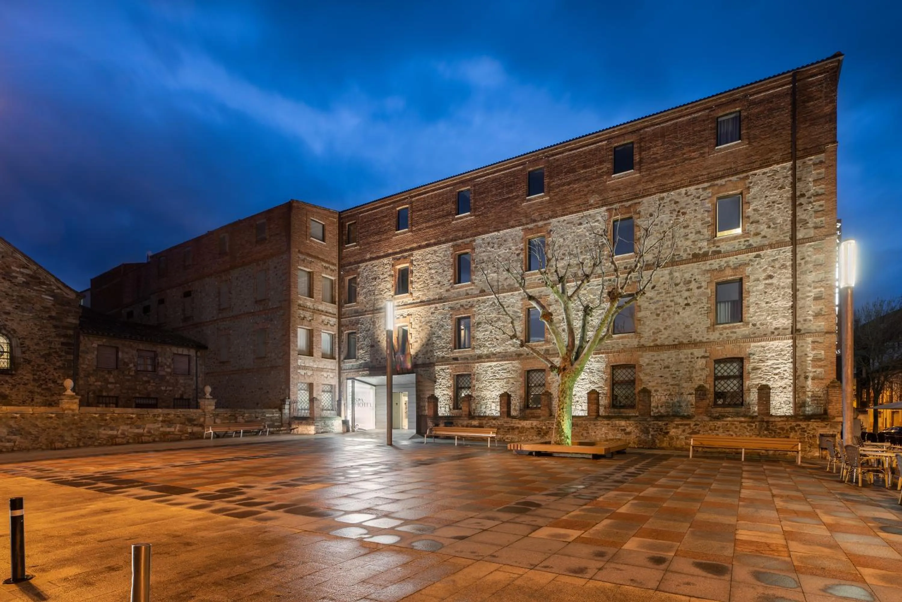 Property building in Eurostars Vía de la Plata