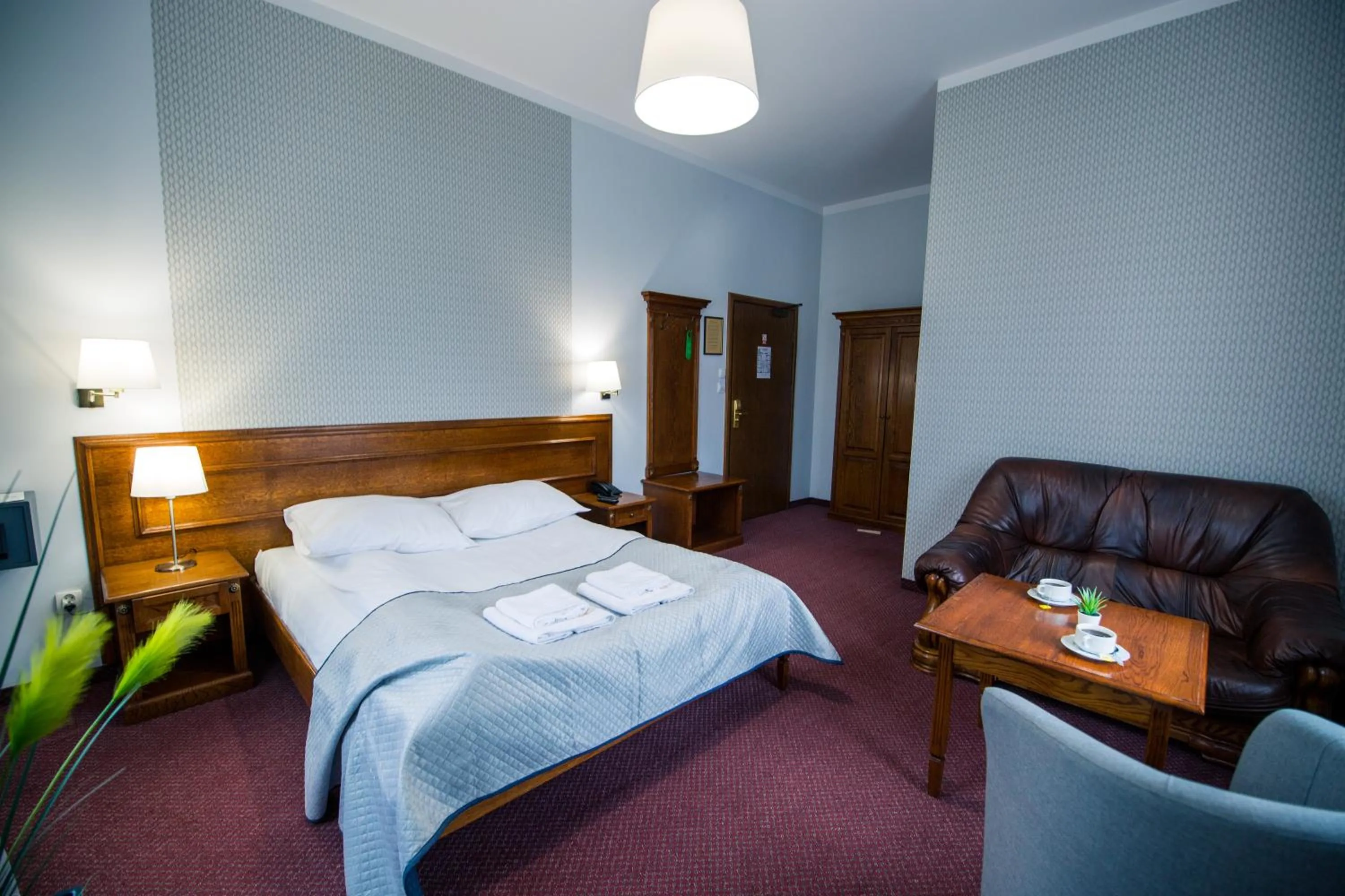 Property building, Bed in Hotel Villa Riviera