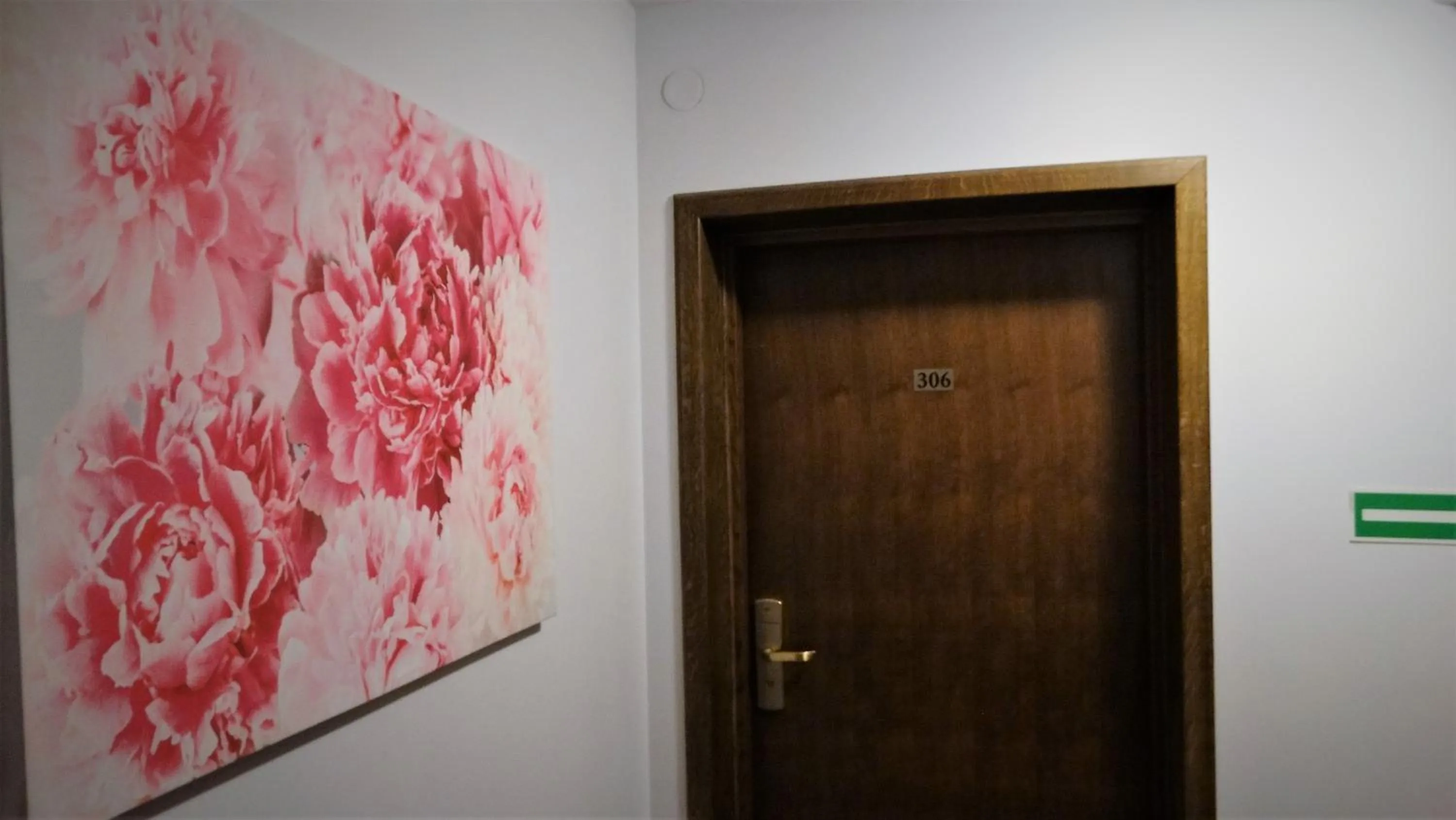 Property building in Hotel Villa Riviera