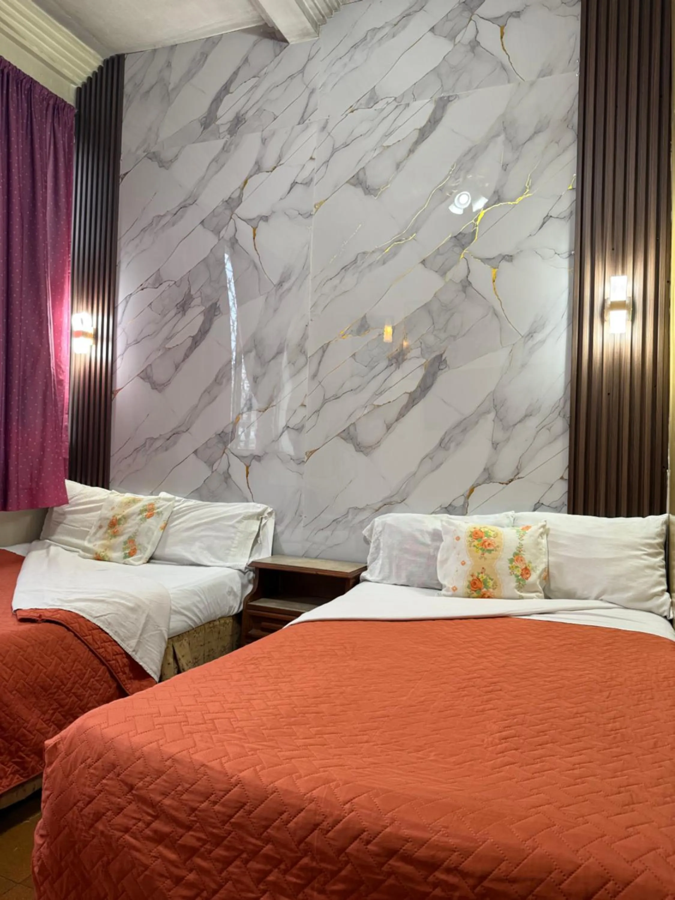 Bed in Hotel Metropolitano