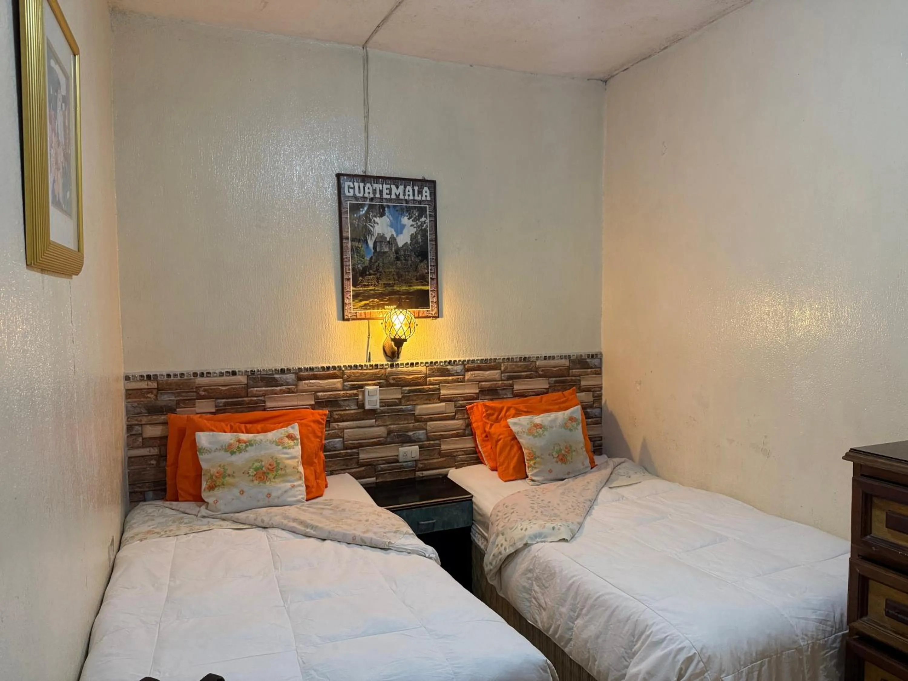 Bed in Hotel Metropolitano