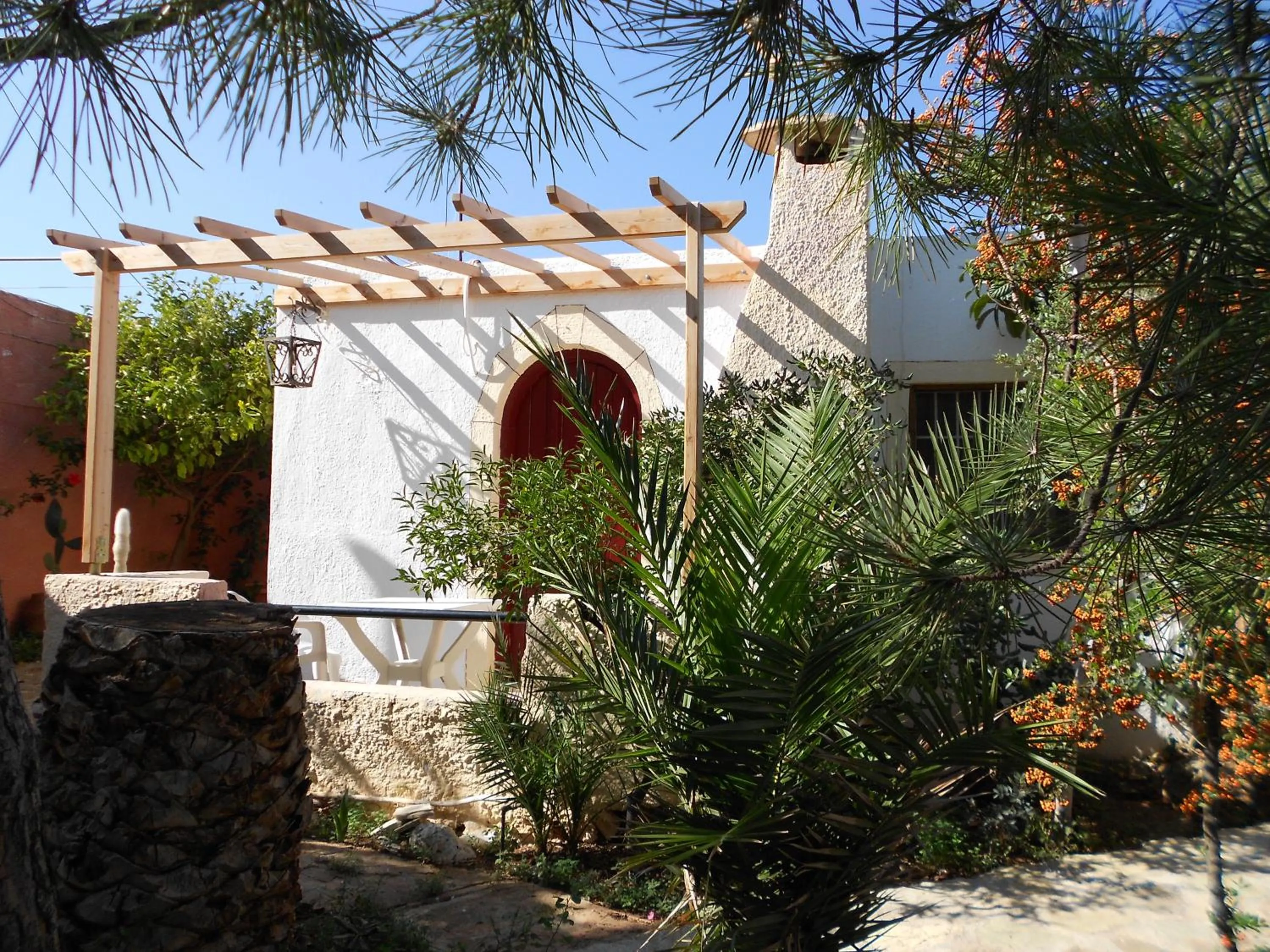 Property building in Hotel Eliza