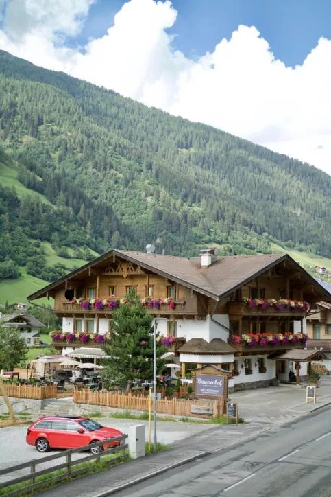 Property building in Hotel Brunnenhof