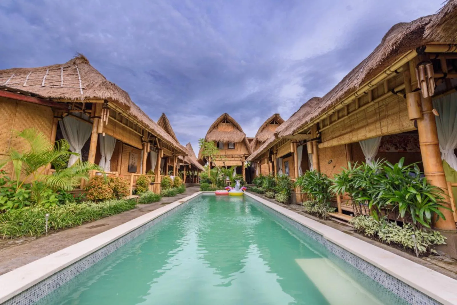 Restaurant/places to eat in Moon Bamboo