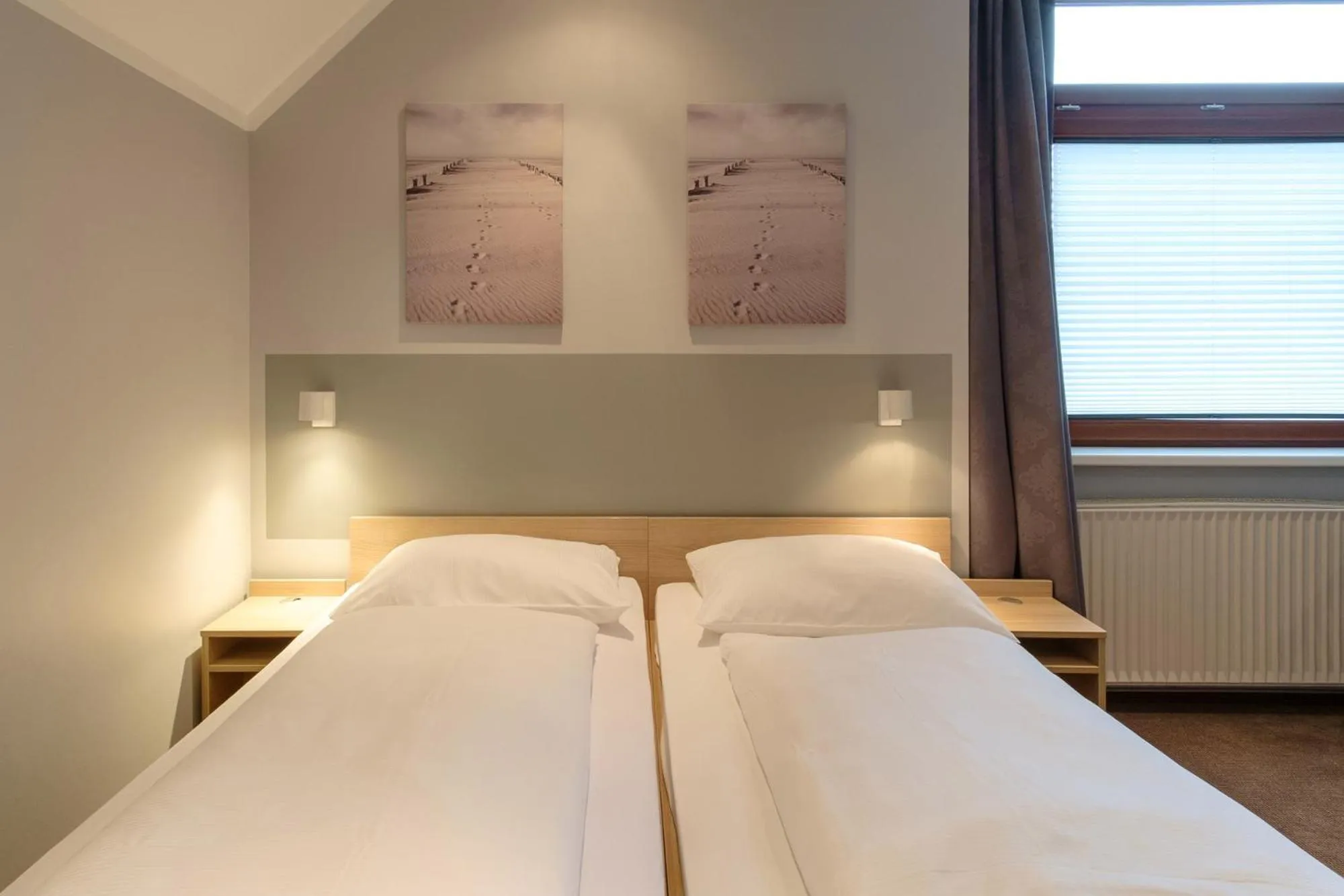 Photo of the whole room, Bed in Hotel & Restaurant Prüser´s Gasthof