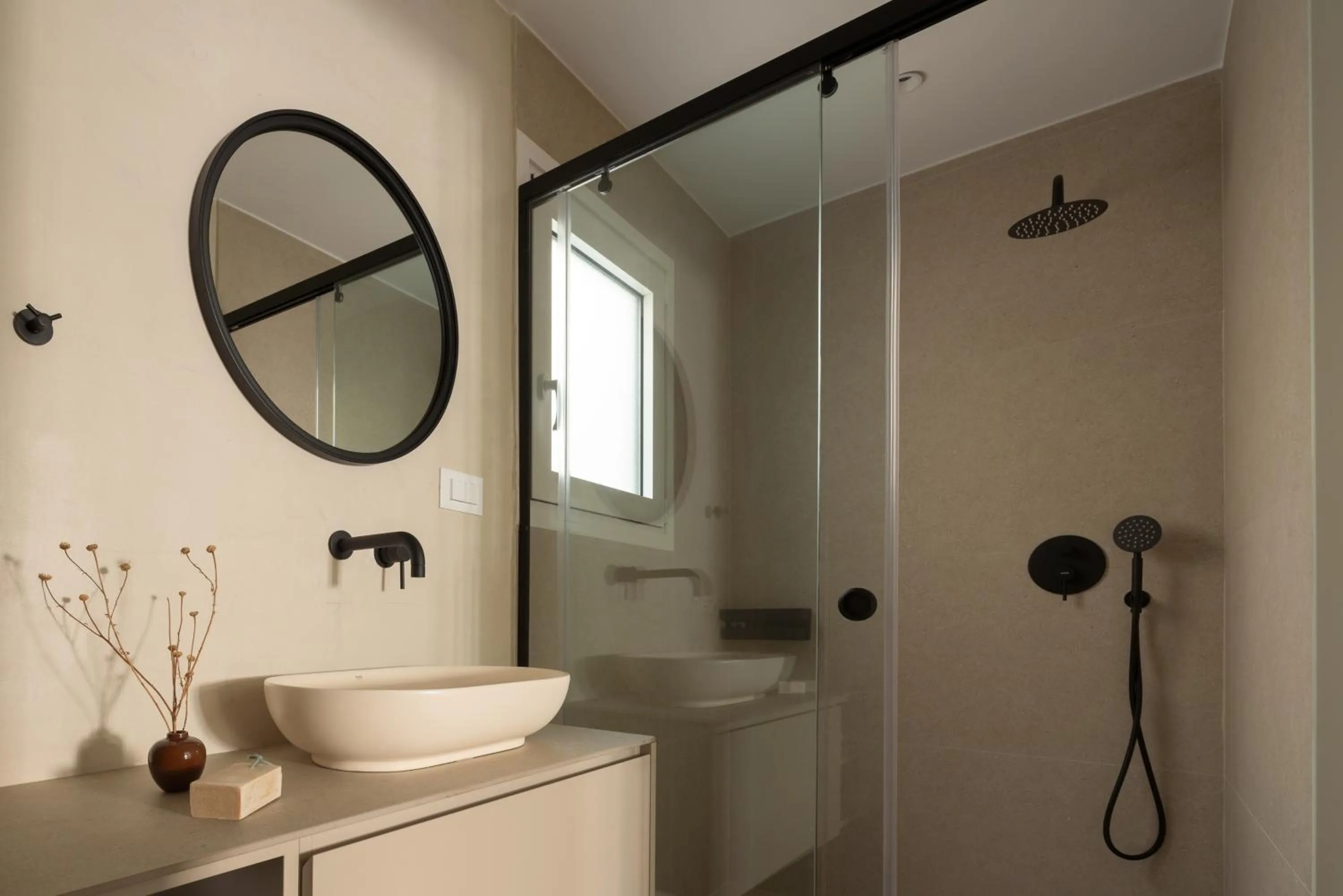 Shower in Apollo Plakias