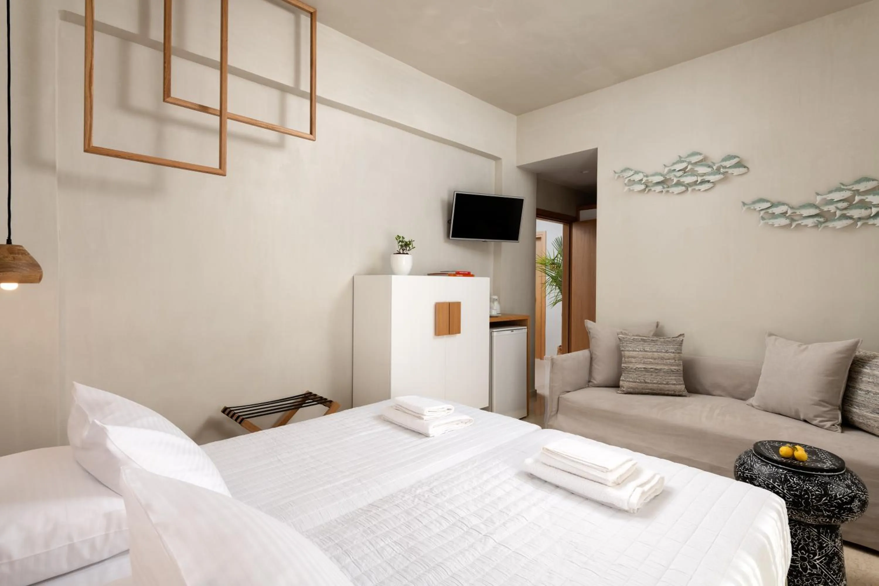 Photo of the whole room, Bed in Apollo Plakias