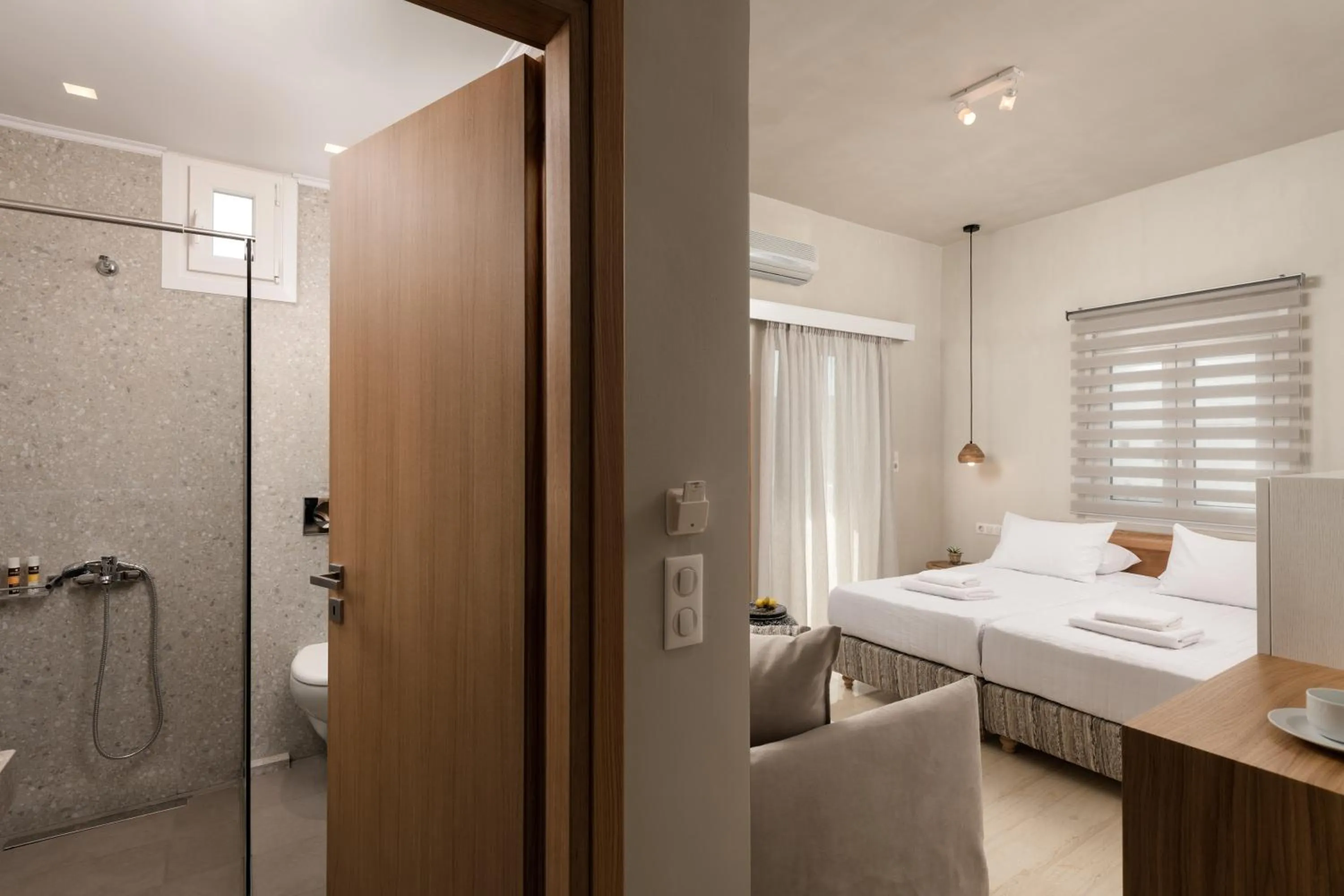 Photo of the whole room, Bed in Apollo Plakias