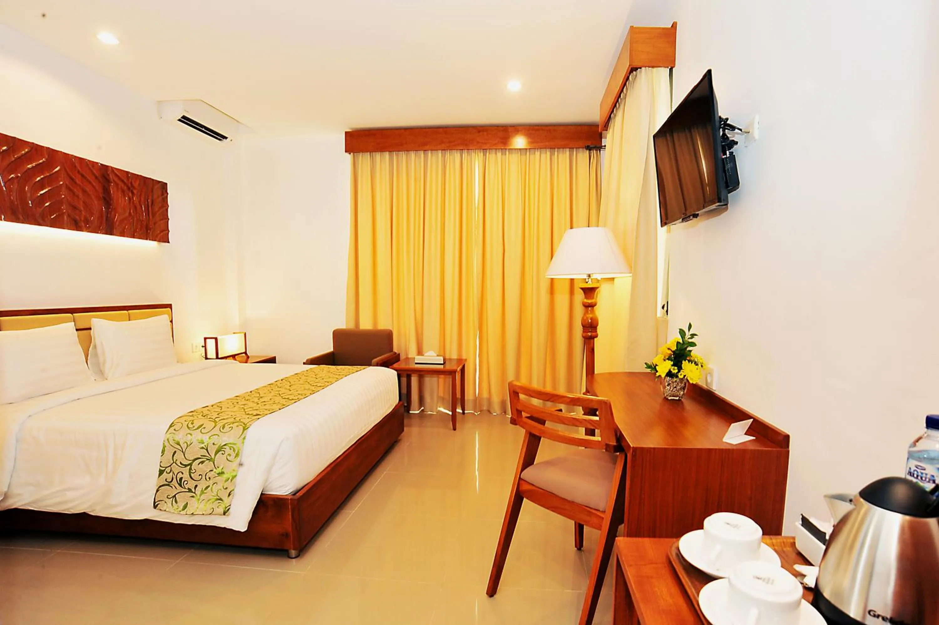 Bed in Kautaman Hotel