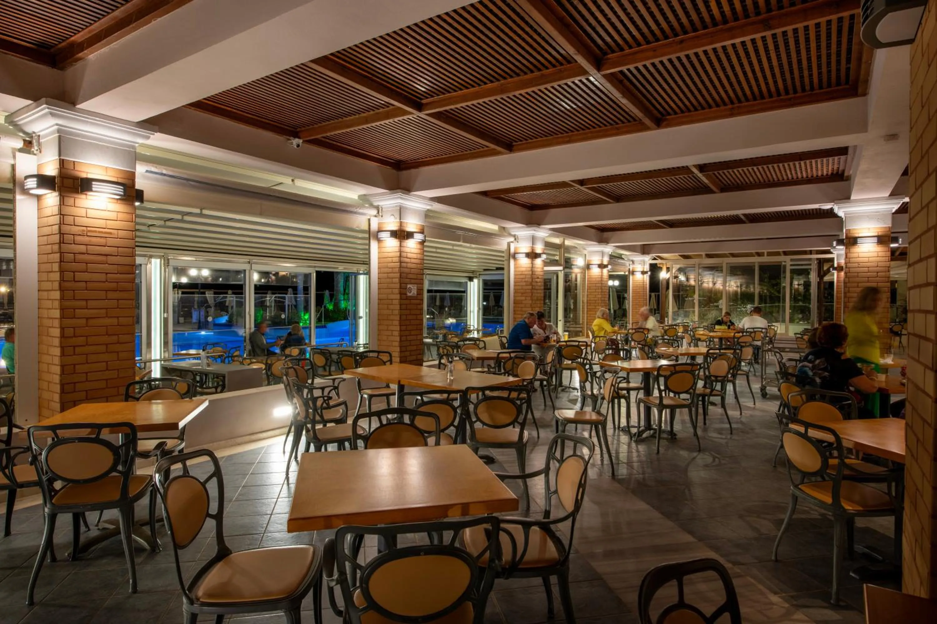 Restaurant/places to eat in Hydramis Palace Beach Resort