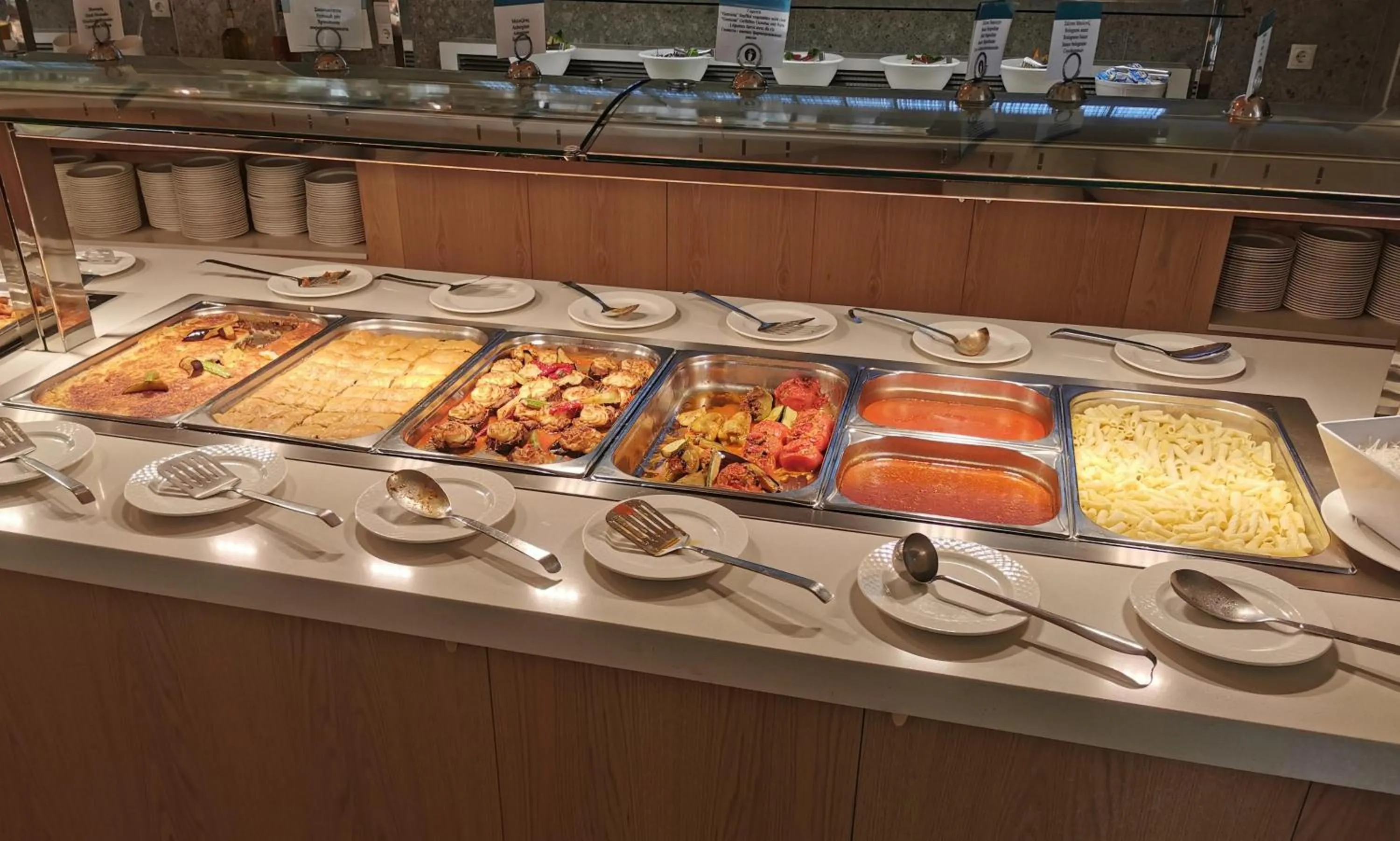 Restaurant/places to eat in Hydramis Palace Beach Resort