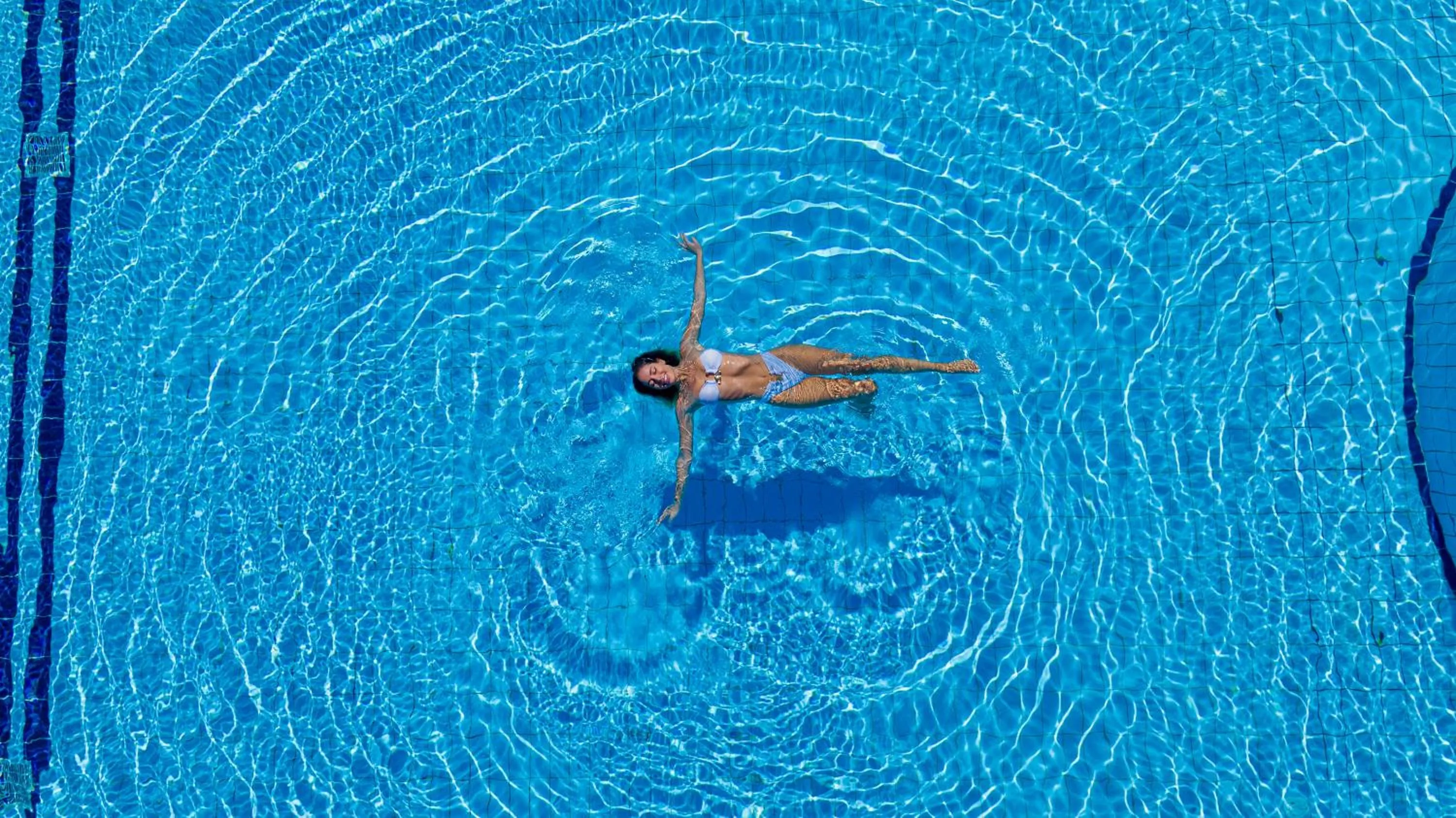 Swimming pool in Hydramis Palace Beach Resort