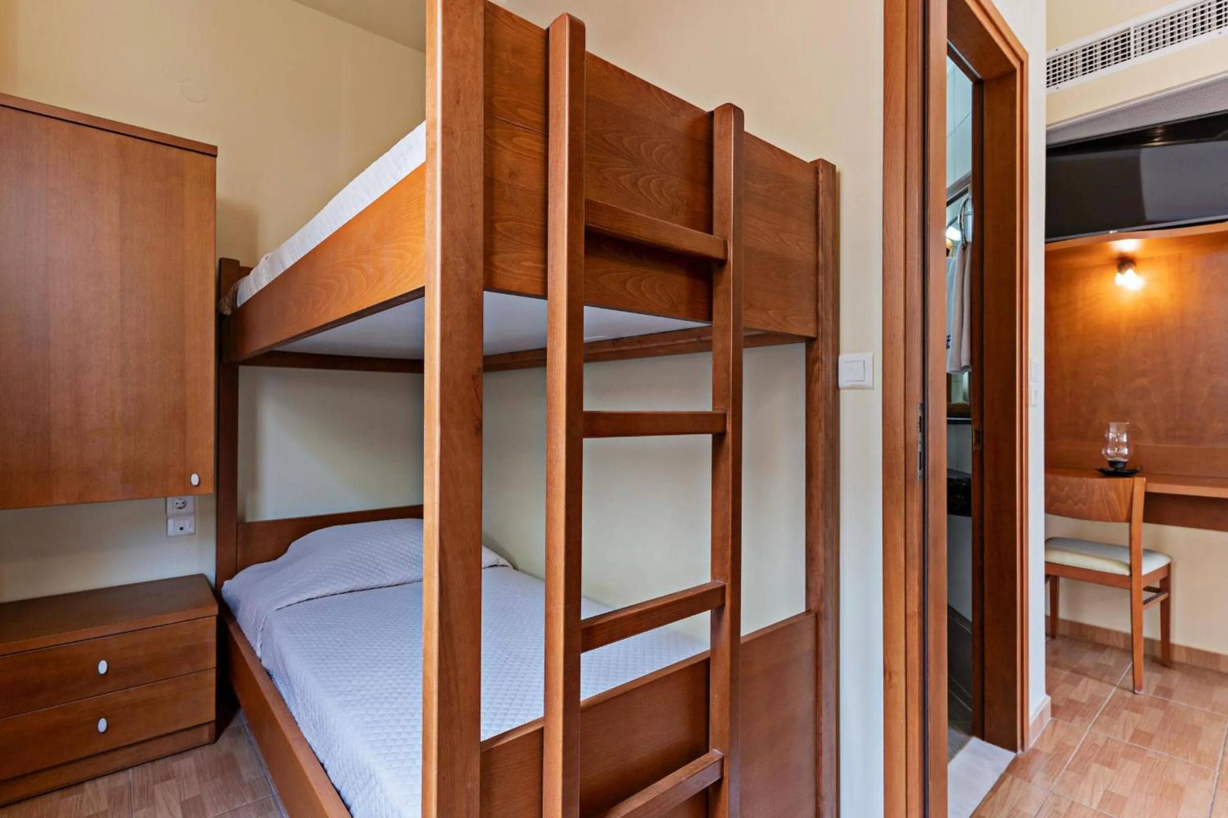 Photo of the whole room, Bed in Hydramis Palace Beach Resort