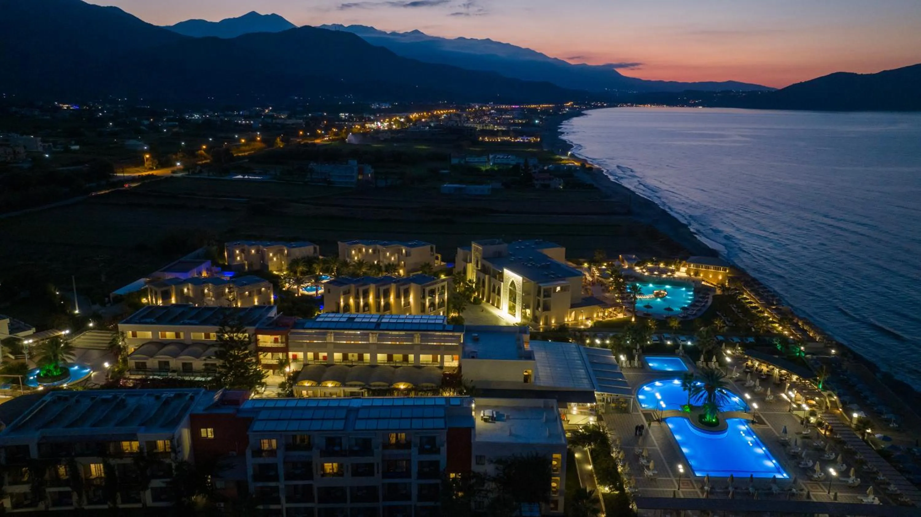 Night in Hydramis Palace Beach Resort