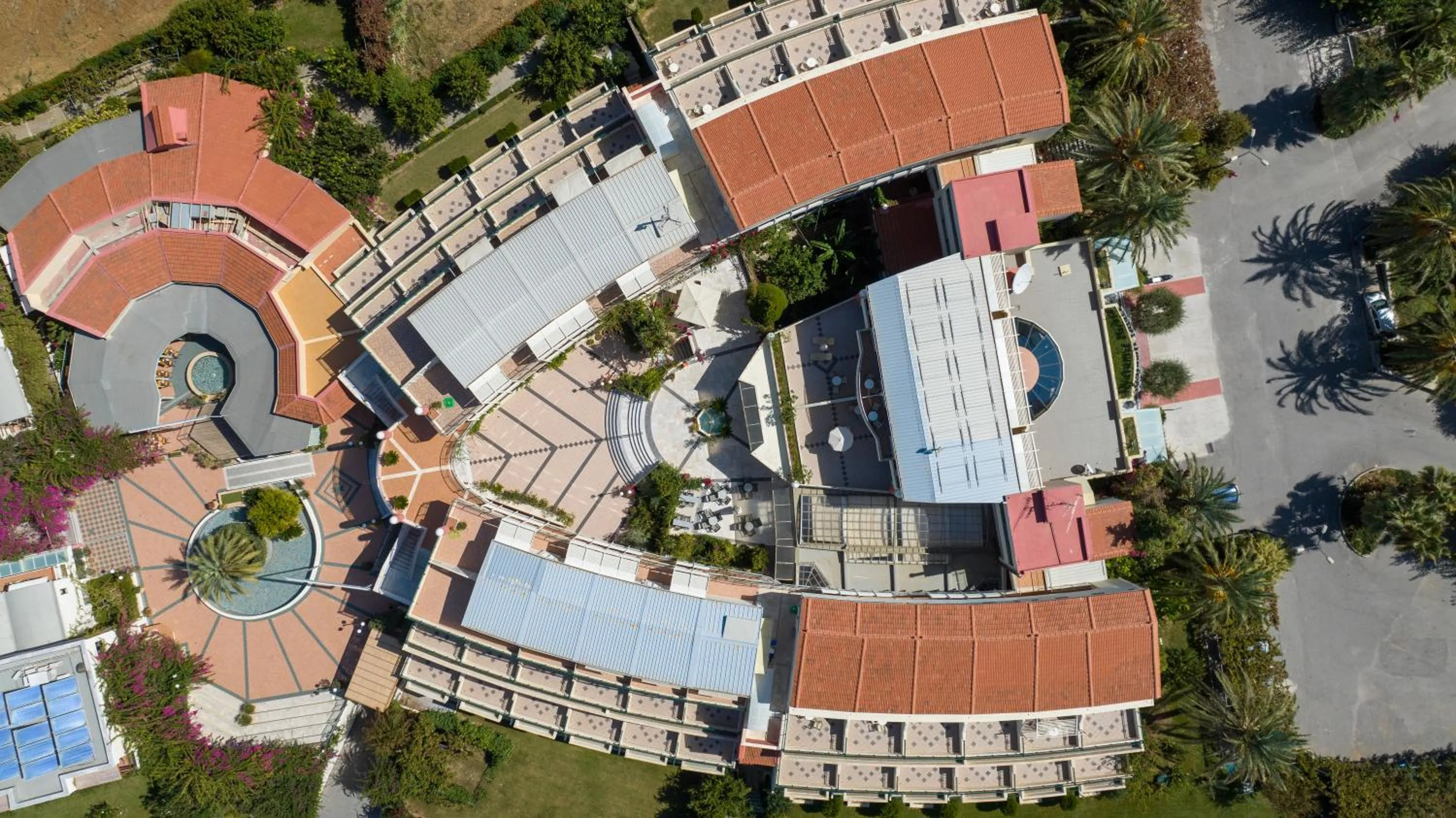 Property building in Hydramis Palace Beach Resort