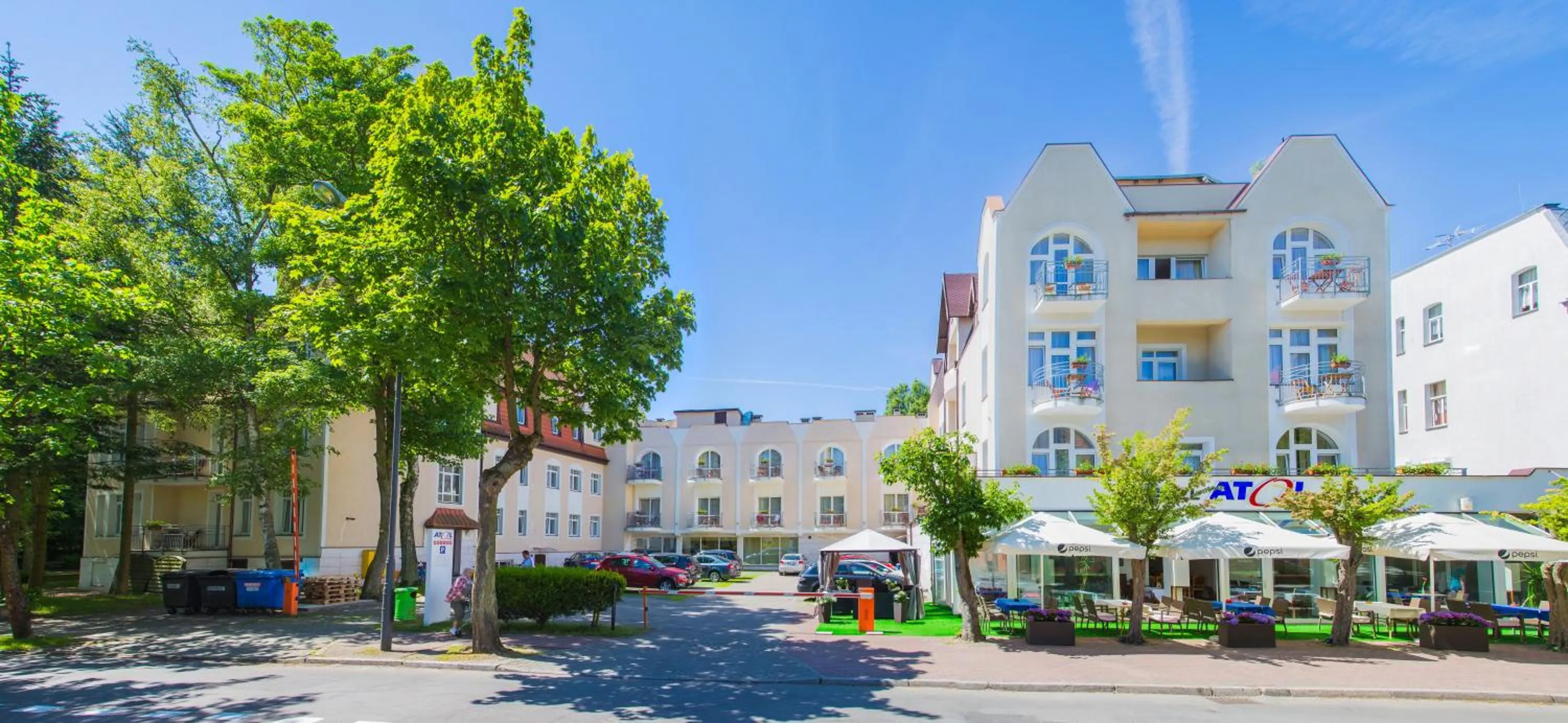 Facade/entrance in Atol Spa