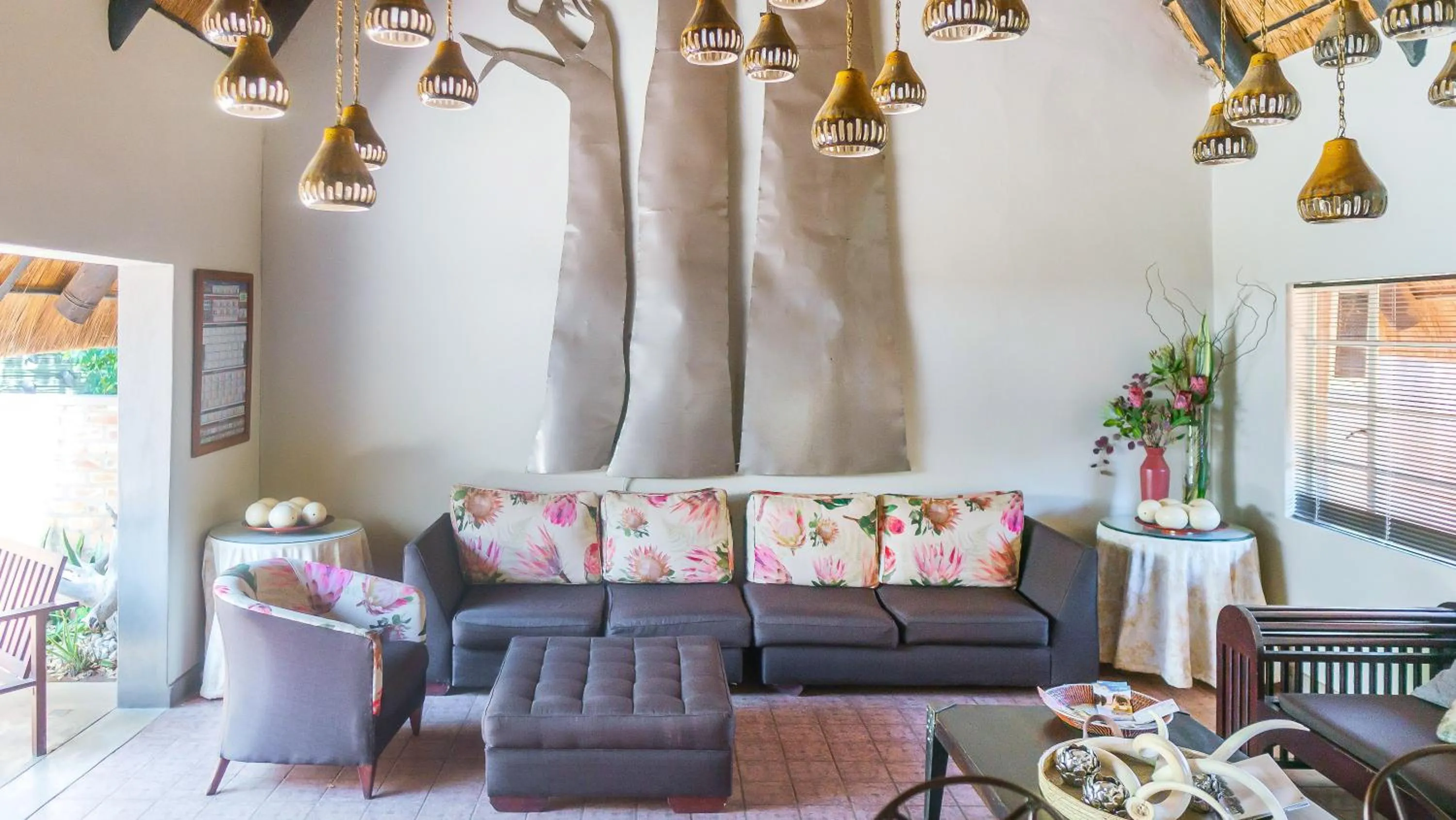 Restaurant/places to eat in Nguni Lodge