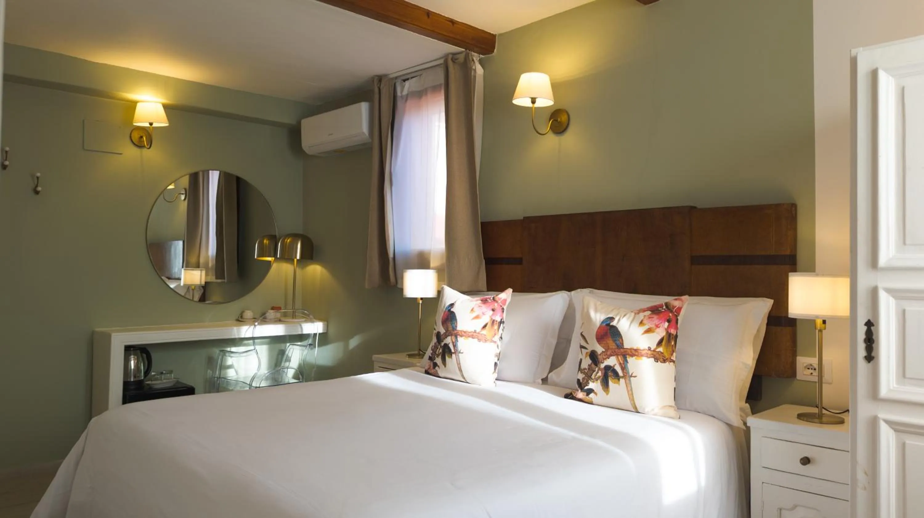 Bed in Panorama Guest House