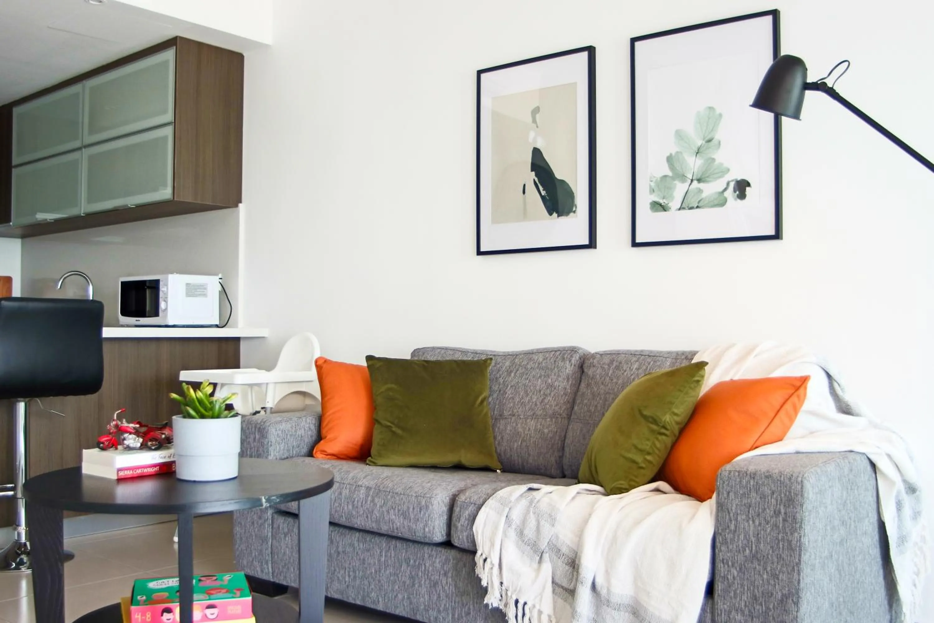 TV and multimedia in Phaedrus Living Seaview Luxury Flat Lighthouse 53