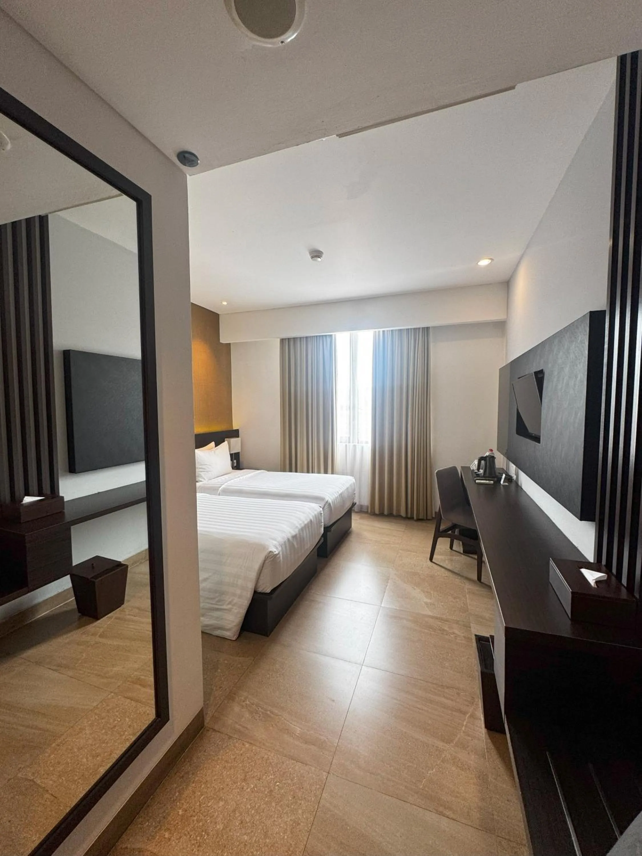 Bedroom, Bed in Laska Hotel Sukabumi