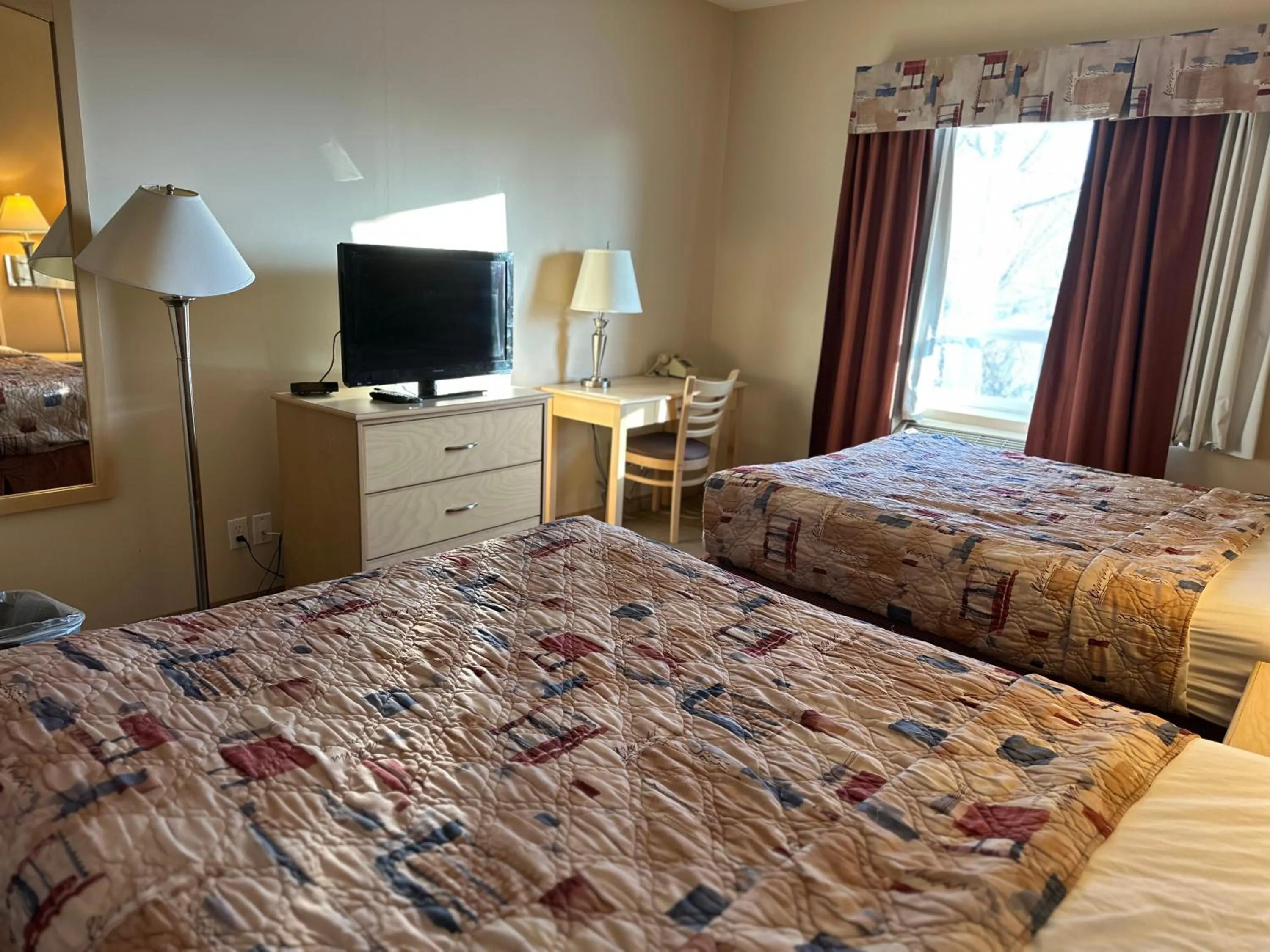 Bedroom, Bed in Lone Star Hotel