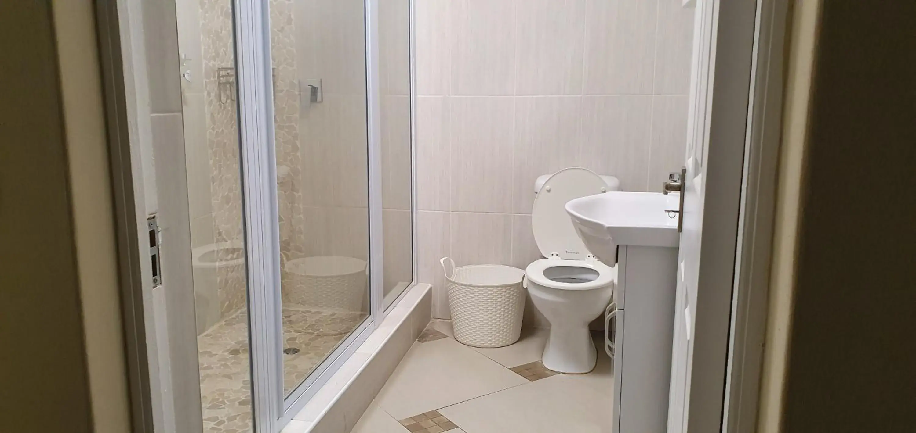 Family Room with Garden View in Falling Waters Guest House Family Room with Garden View in Falling Waters Guest House