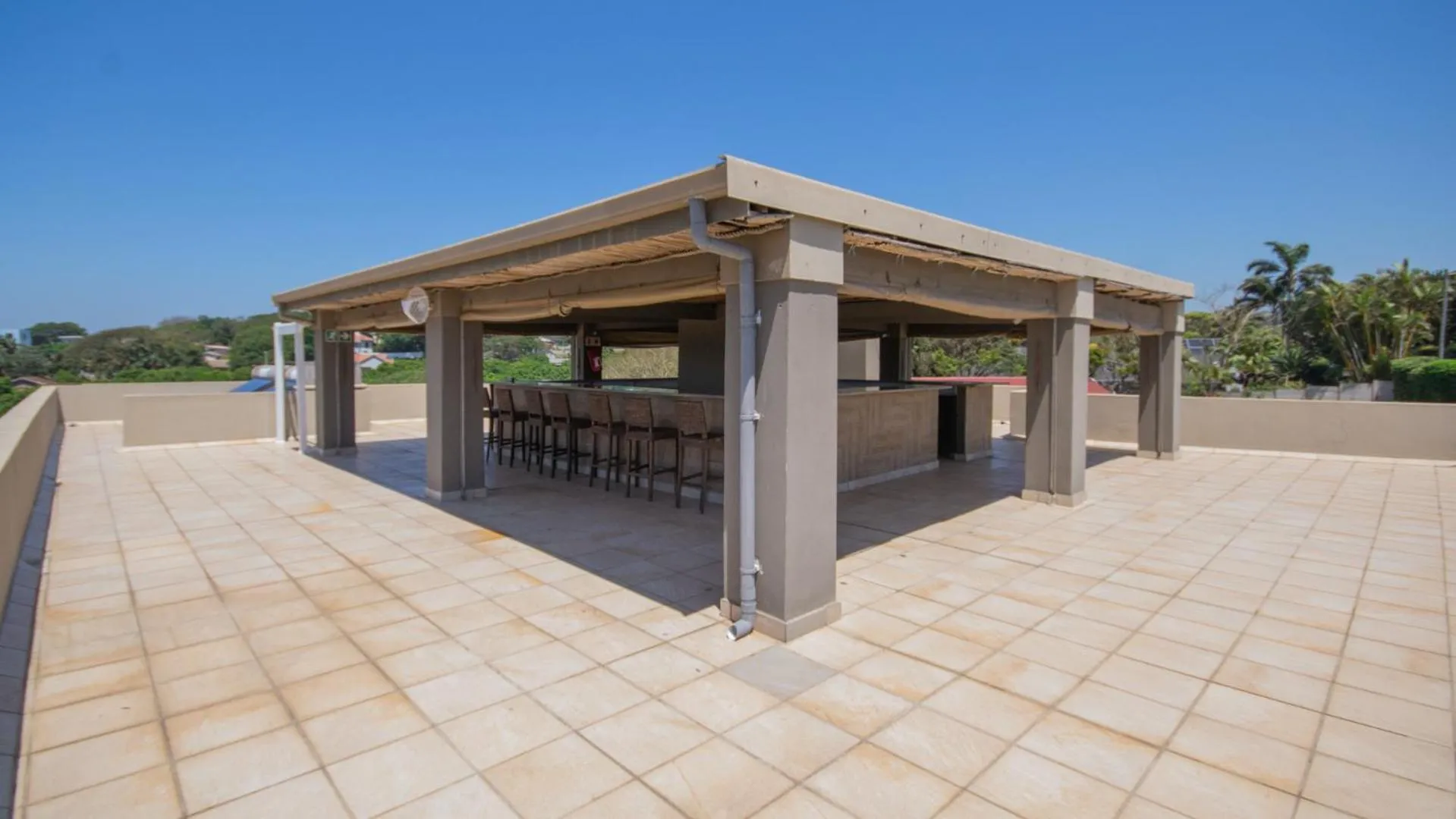 Property building in Falling Waters Guest House