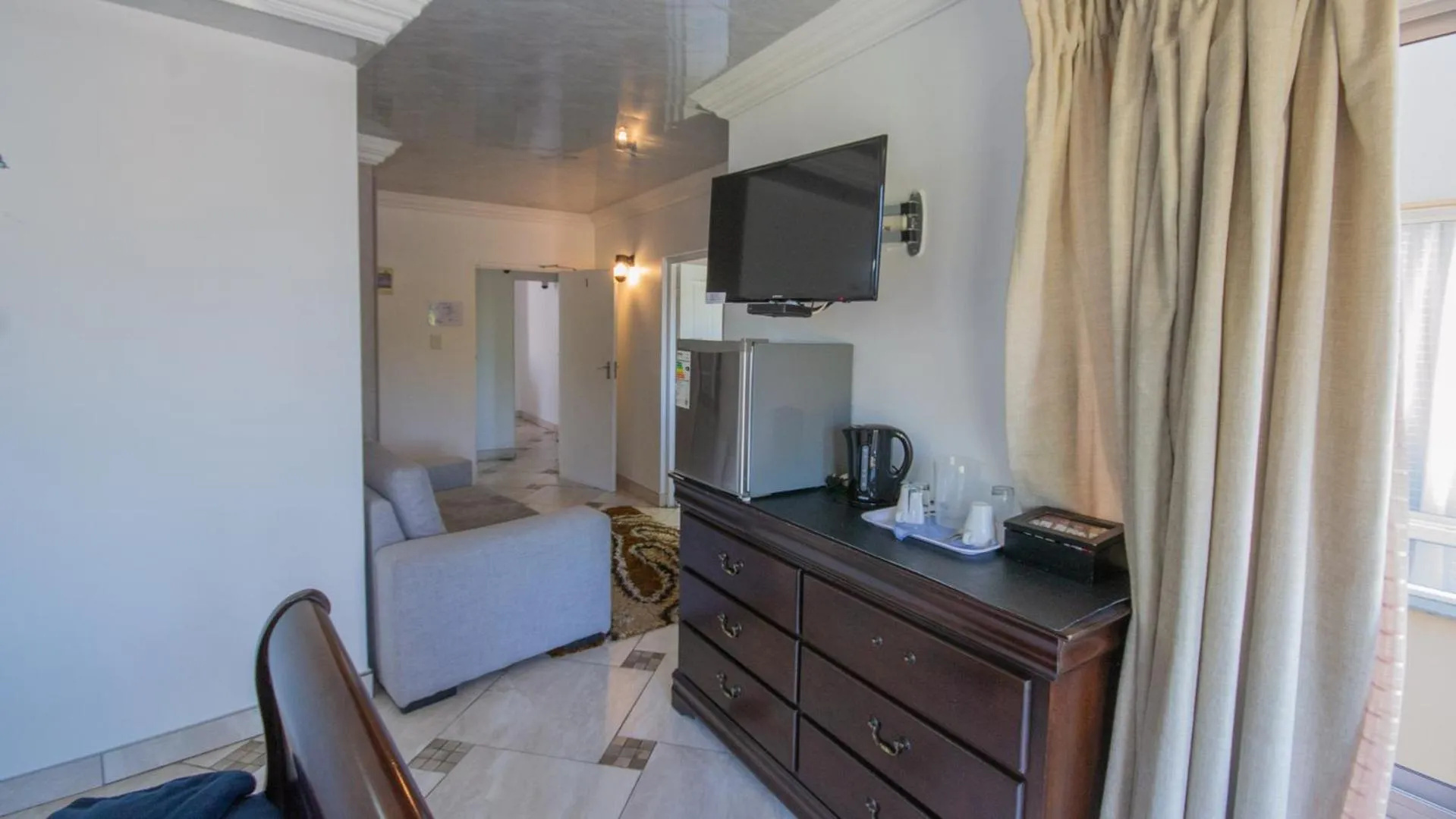 TV and multimedia, Bed in Falling Waters Guest House