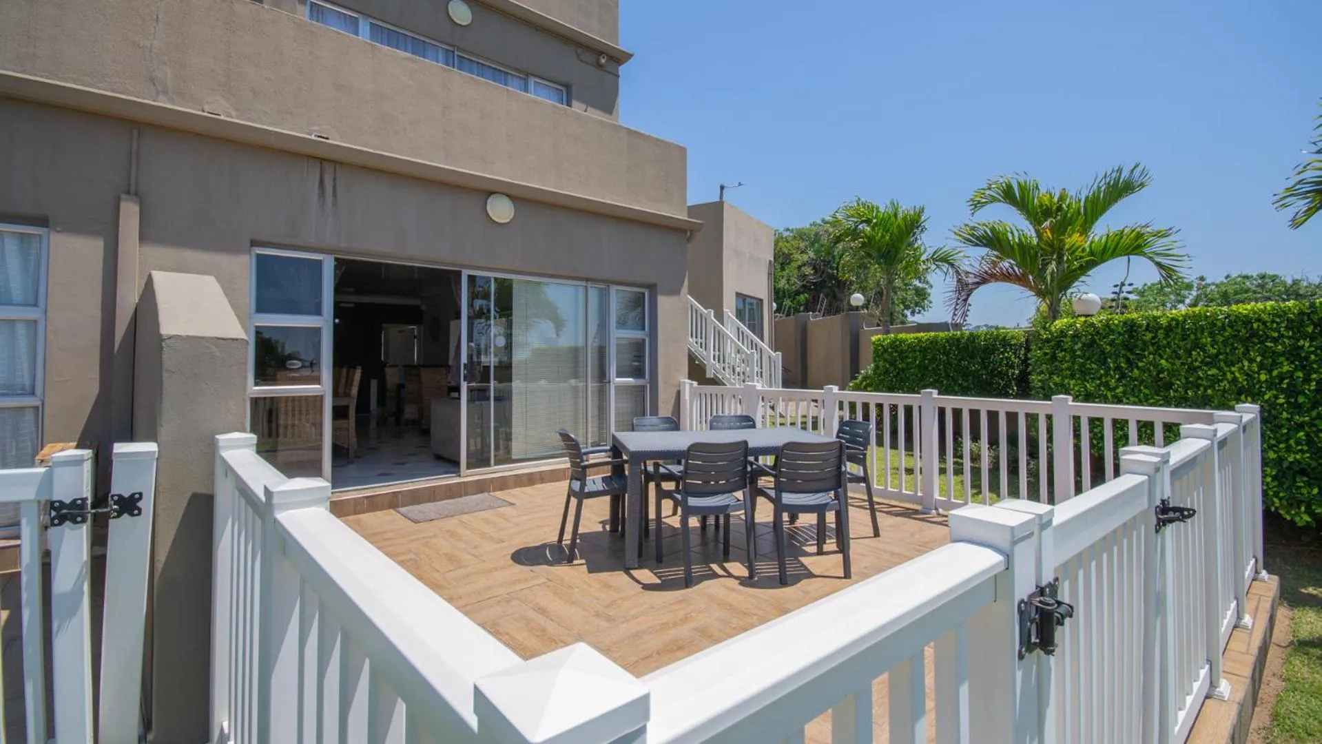 Property building in Falling Waters Guest House