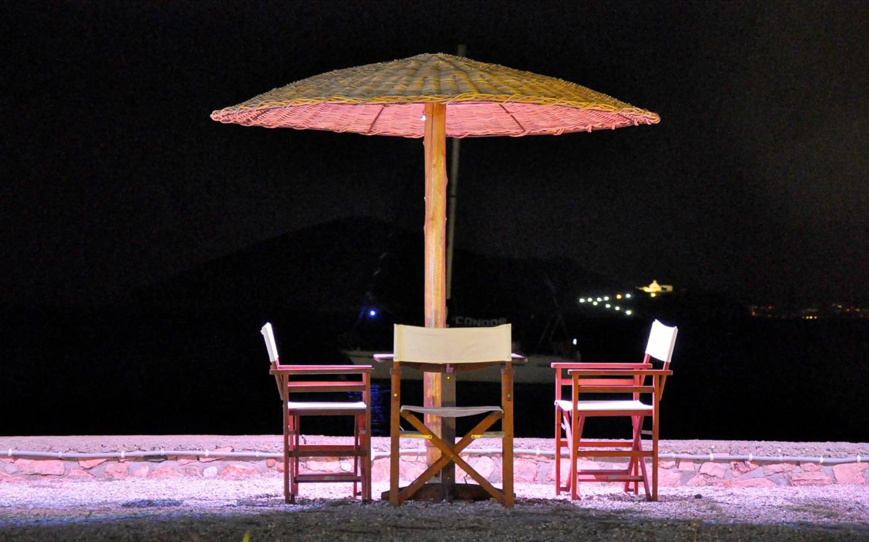 Spring in Tony's Beach Hotel