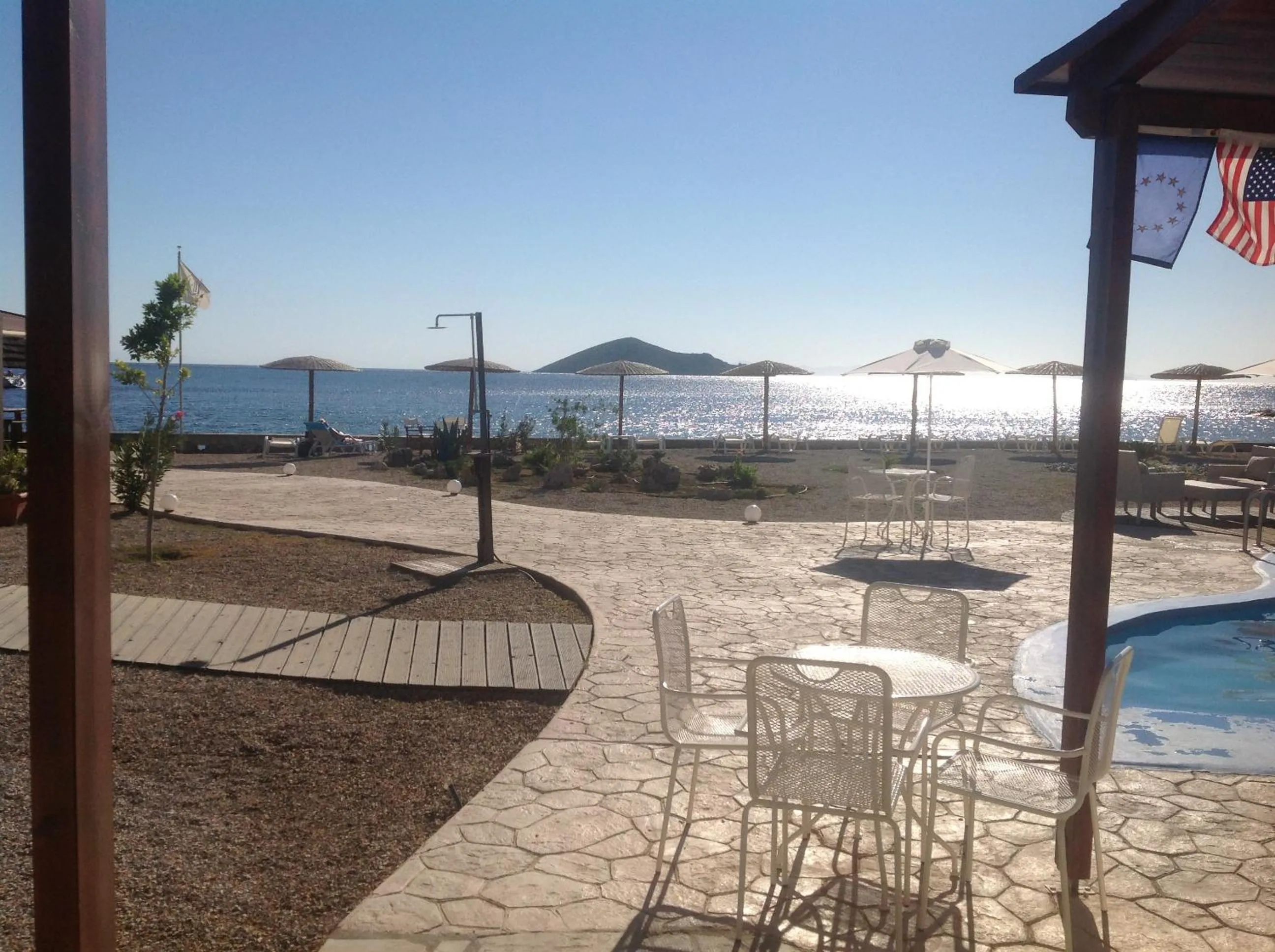 Day in Tony's Beach Hotel