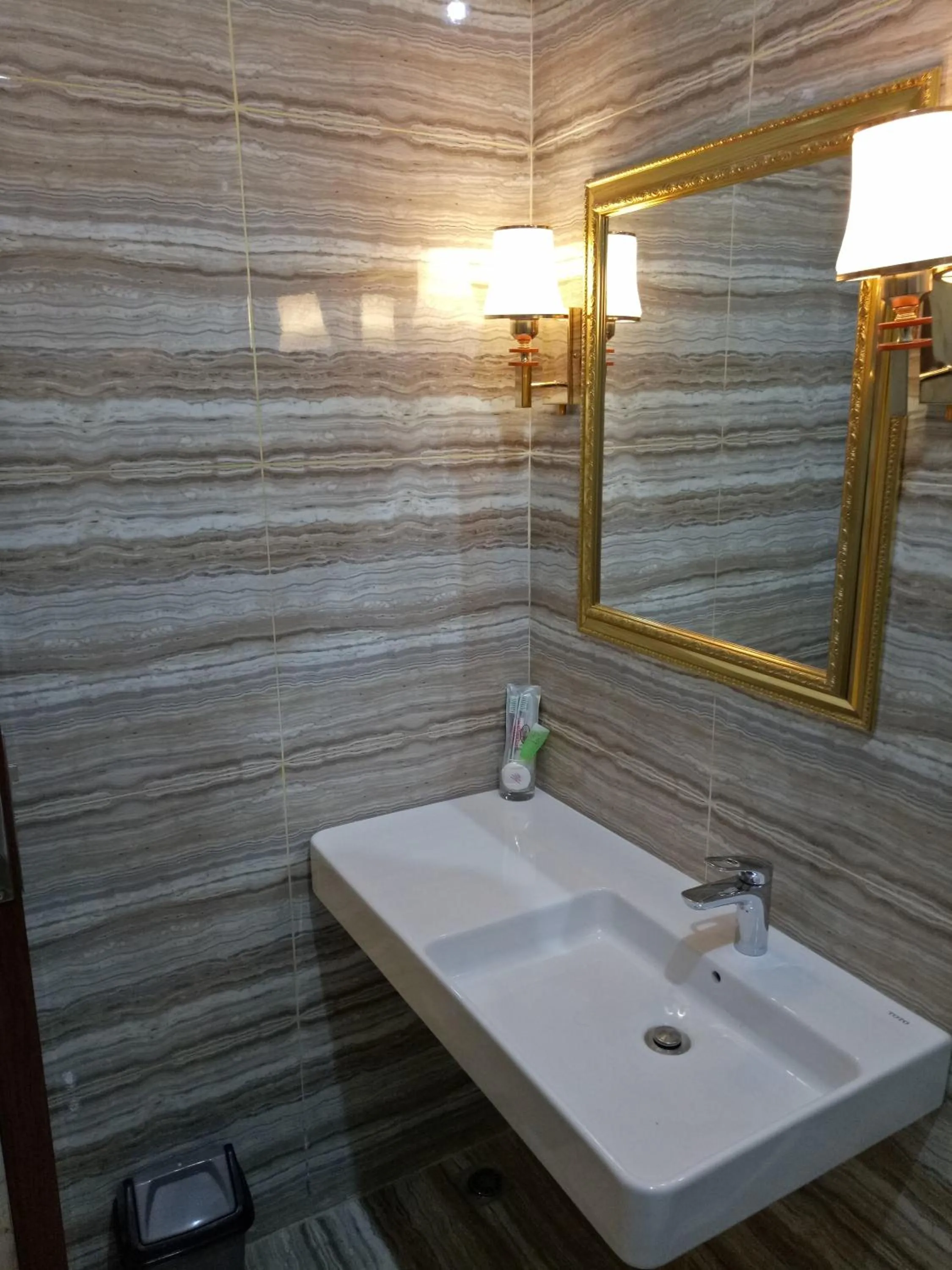 Grand Town Hotel Mandai