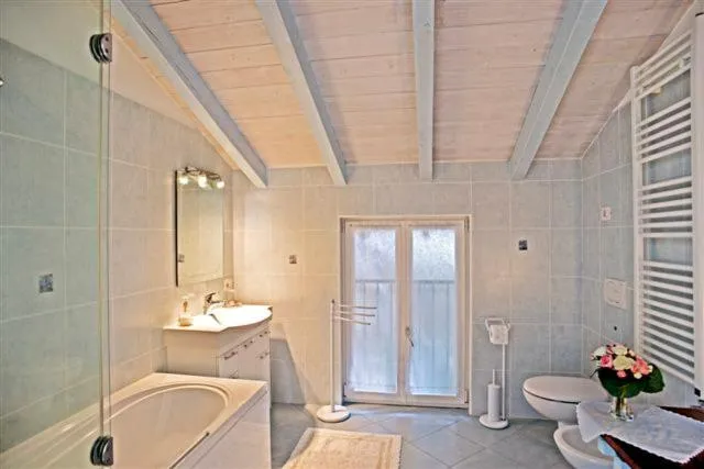 Toilet in Casa Erica